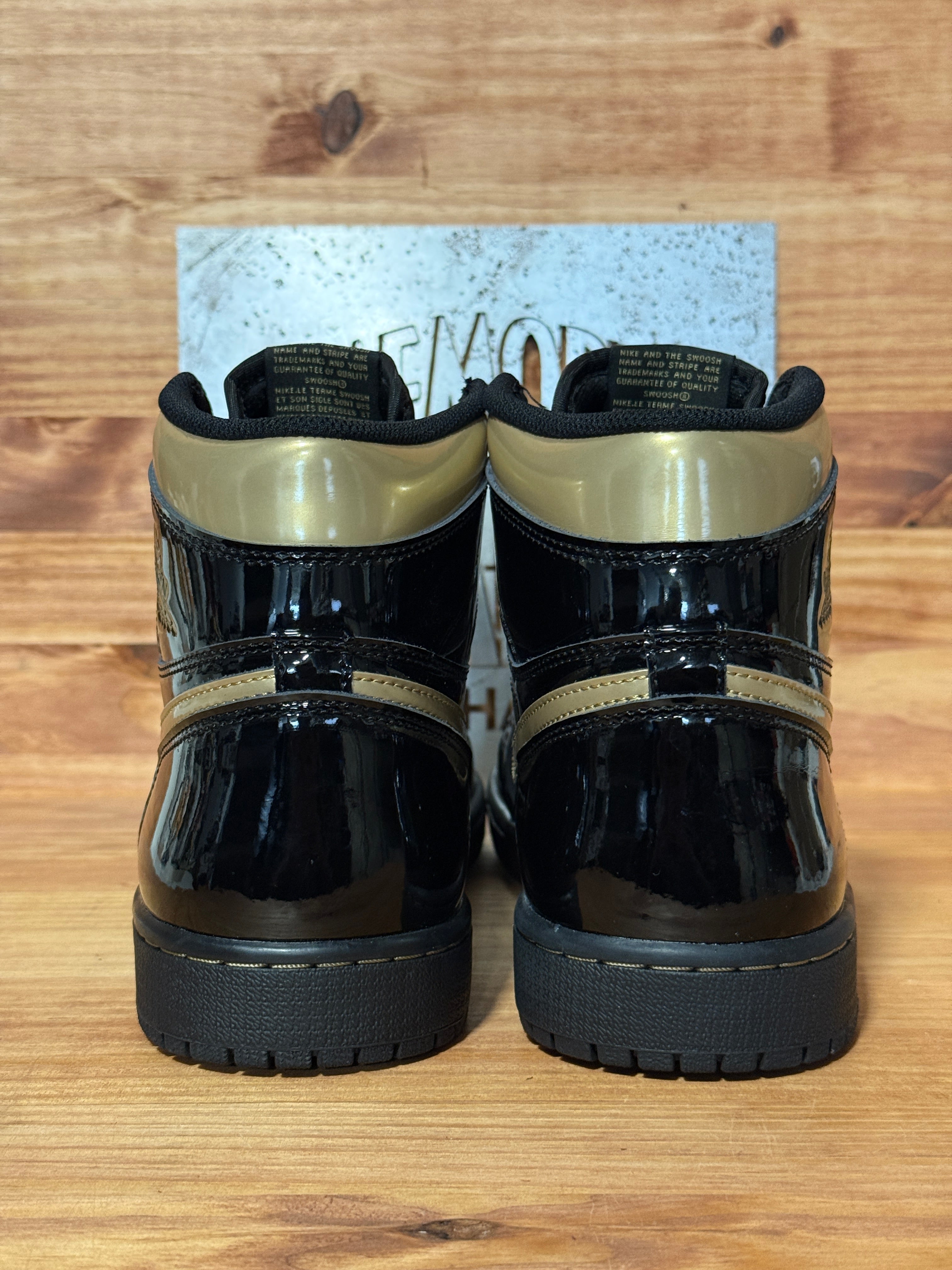 Jordan 1 Retro High Black Metallic Gold (2020)
