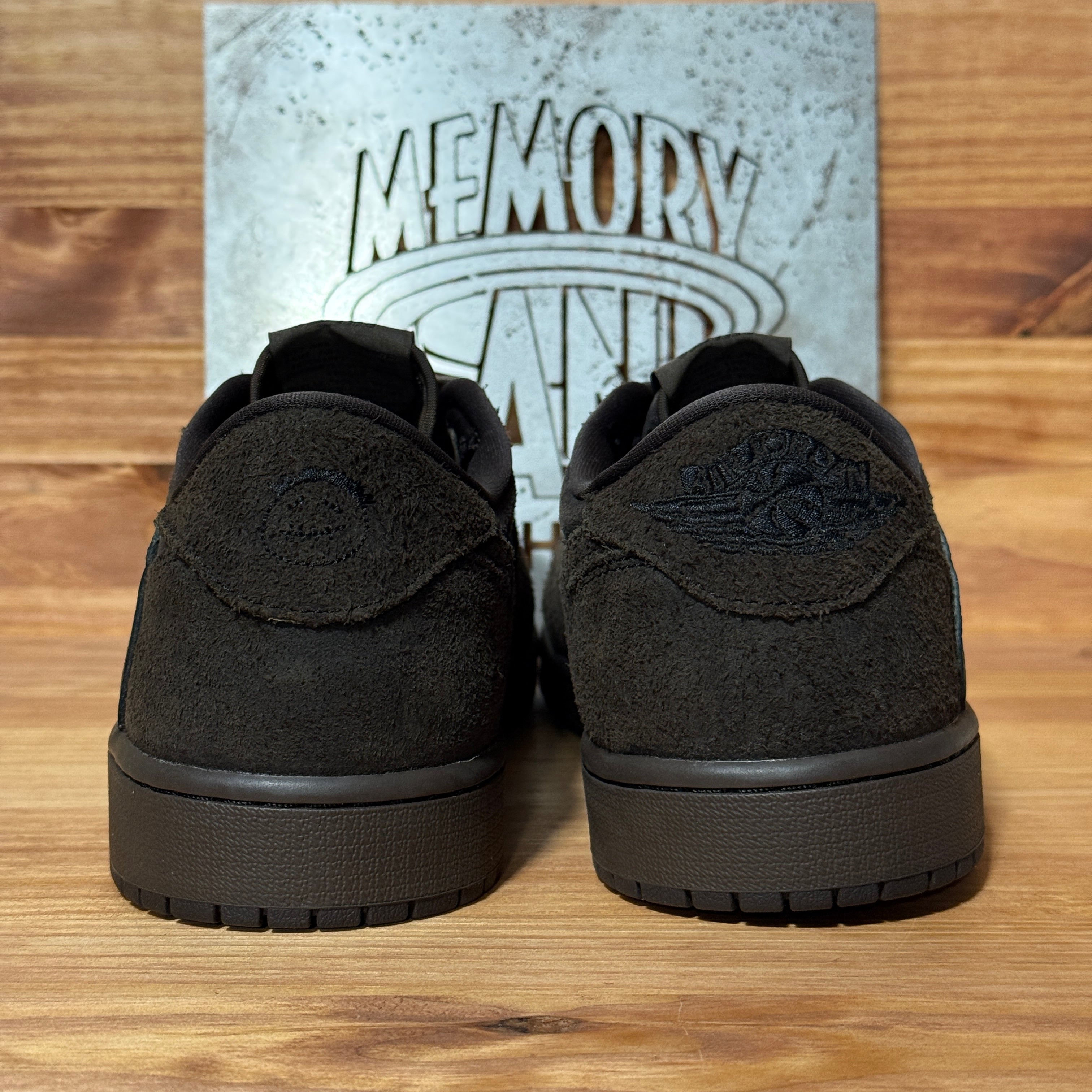 Jordan 1 Retro Low OG SP Travis Scott Velvet Brown