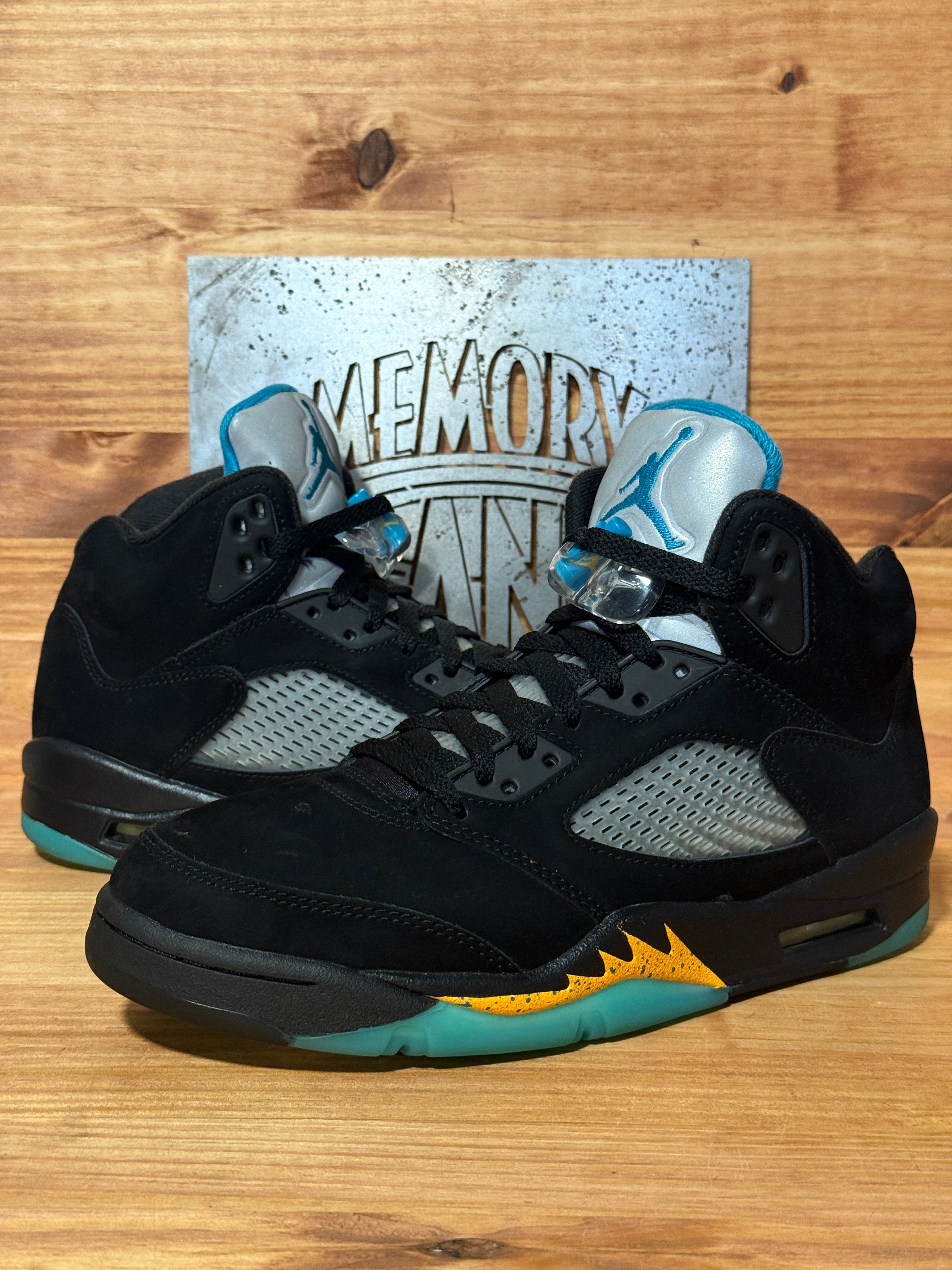 Jordan 5 Retro Aqua
