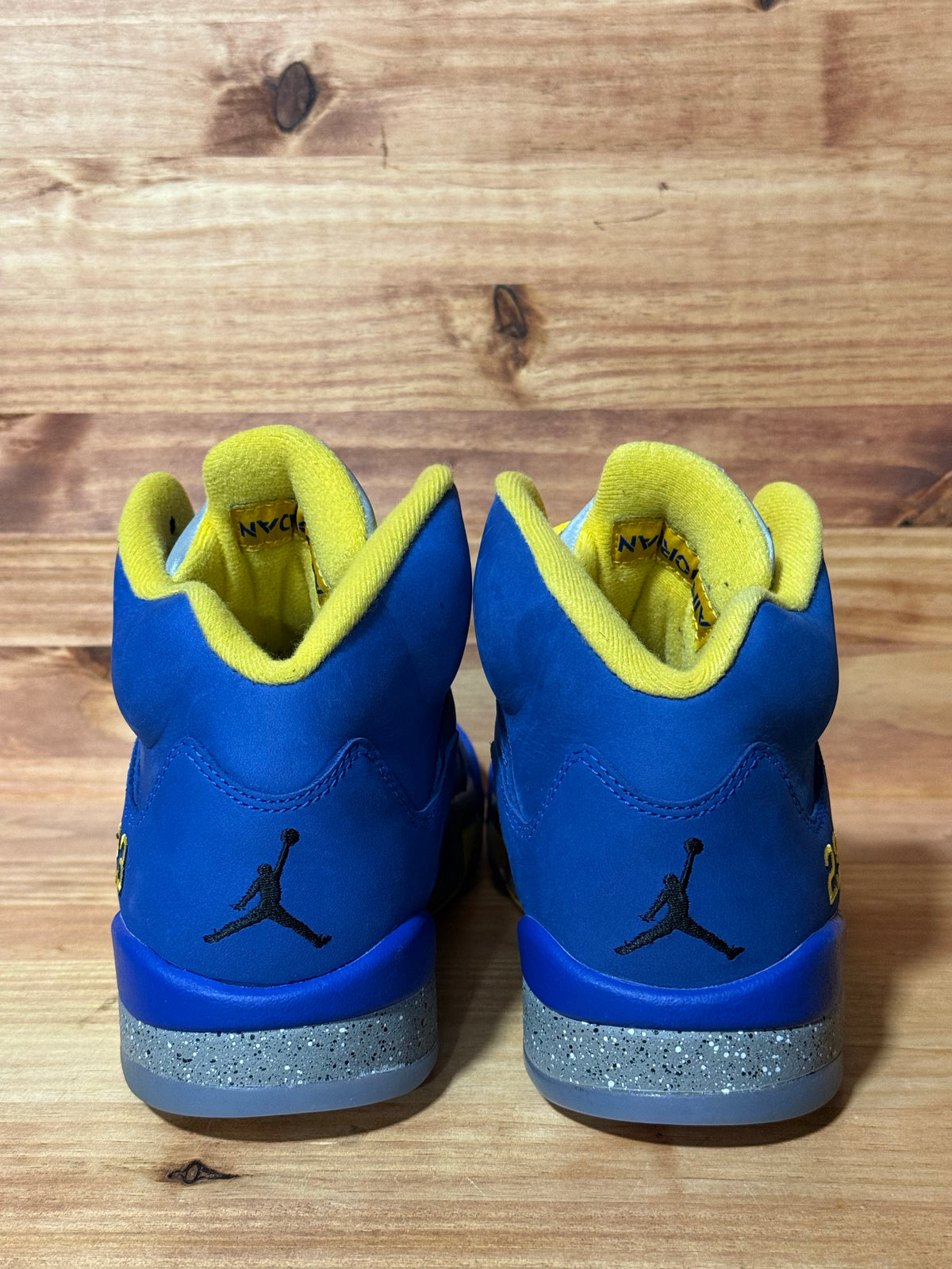 Jordan 5 Retro JSP Laney Varsity Royal - Size 9.5