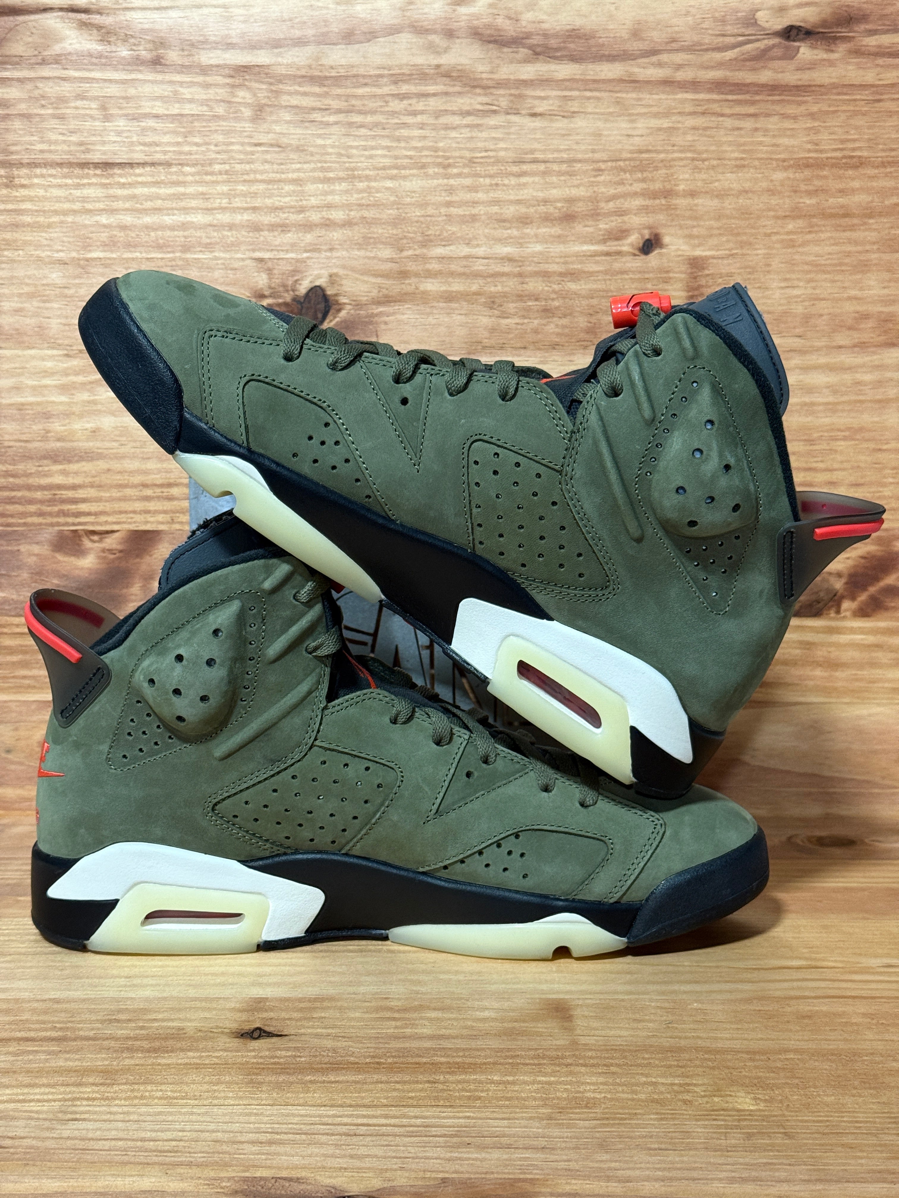 Jordan 6 Retro Travis Scott