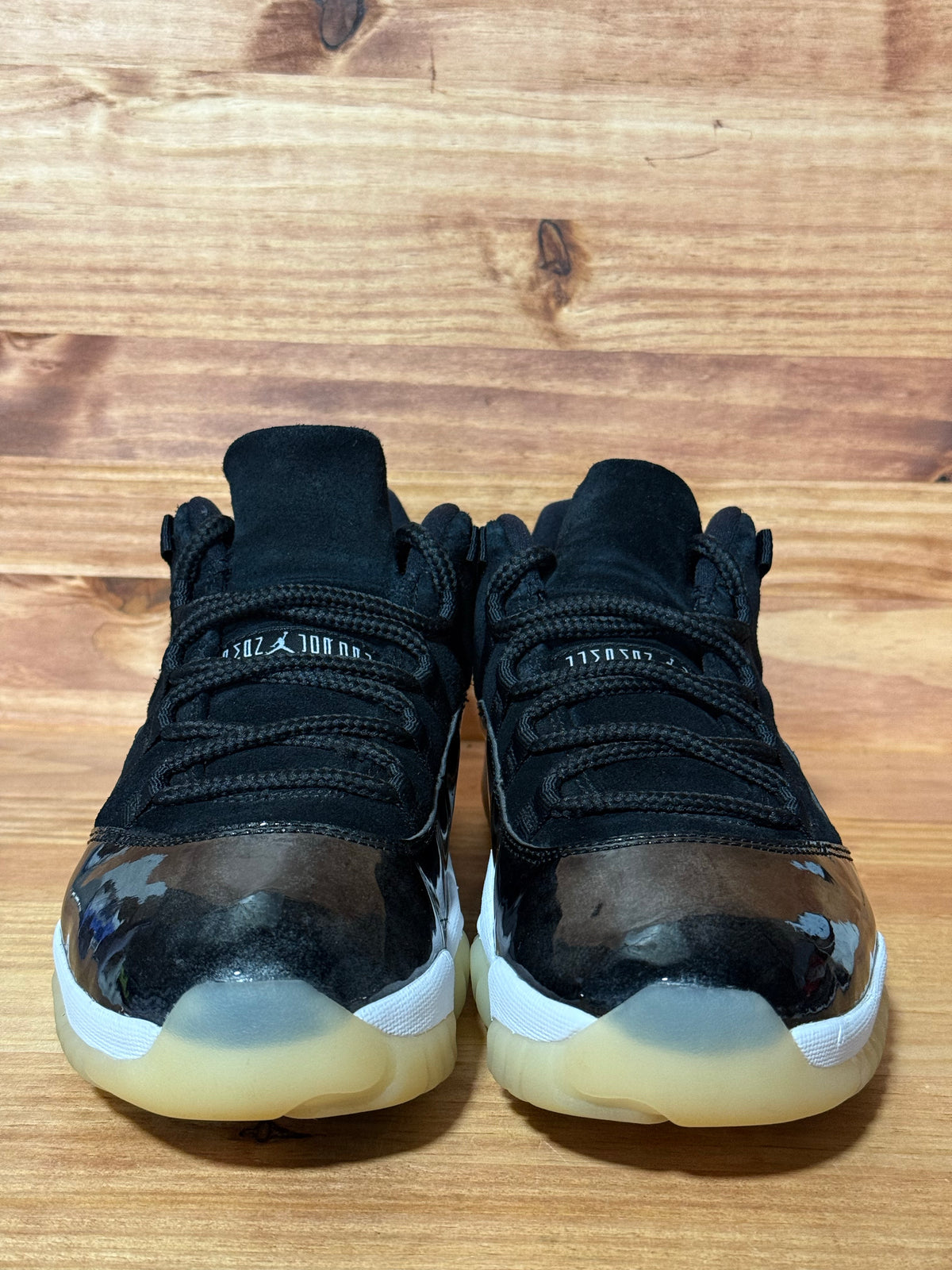 Jordan 11 Retro Low Barons