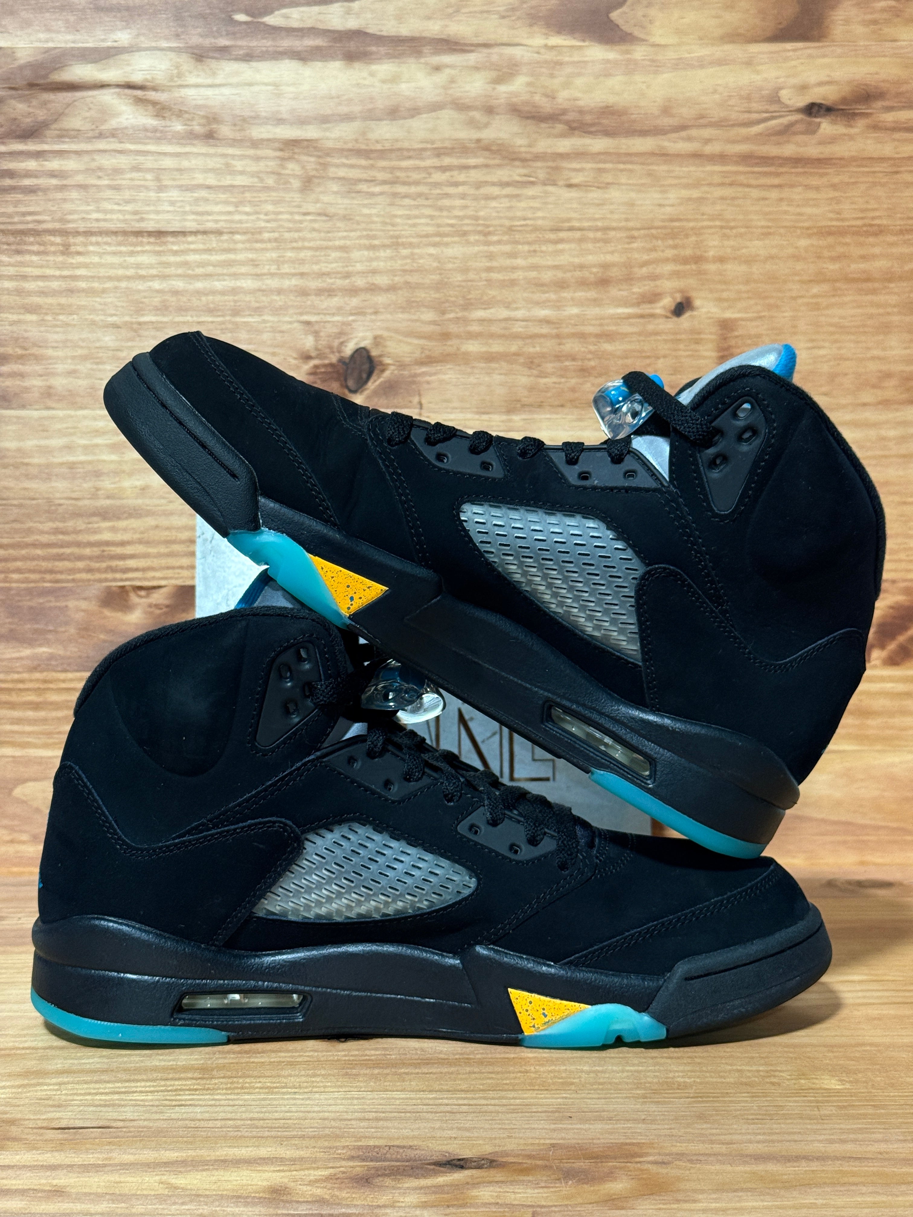 Jordan 5 Retro Aqua