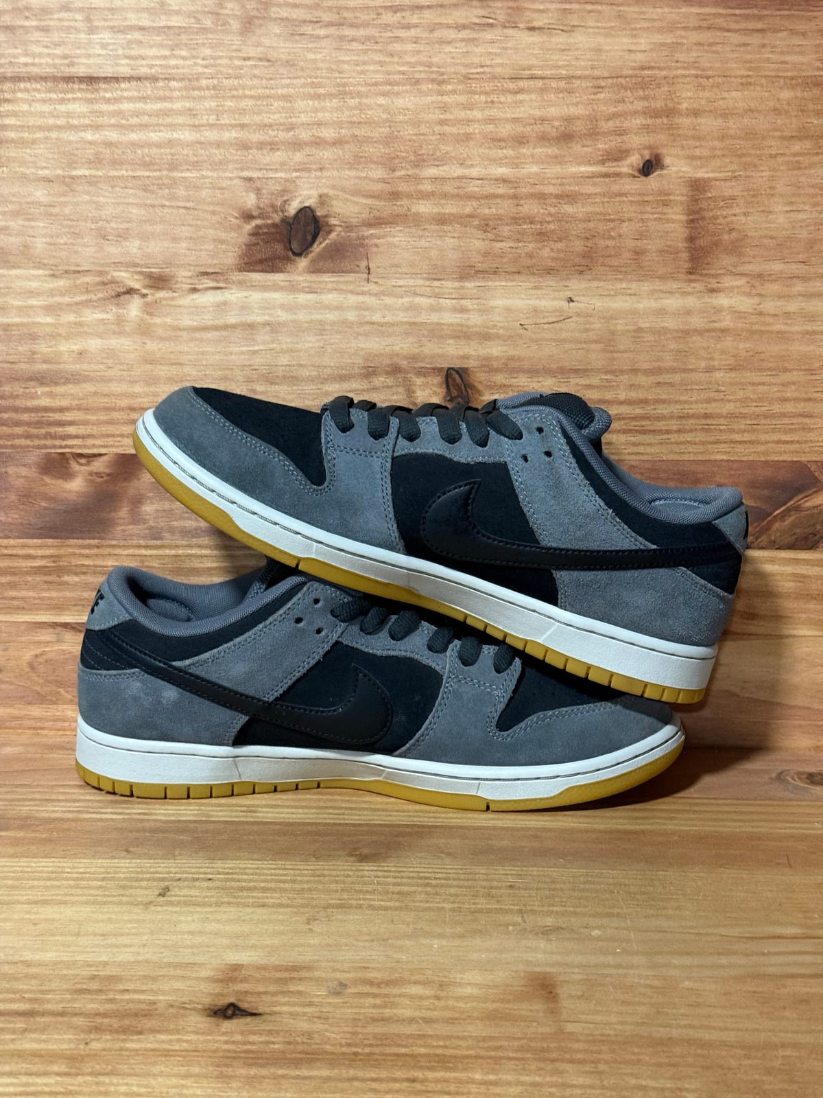 Nike SB Dunk Low Dark Smoke Grey - Size 10.5