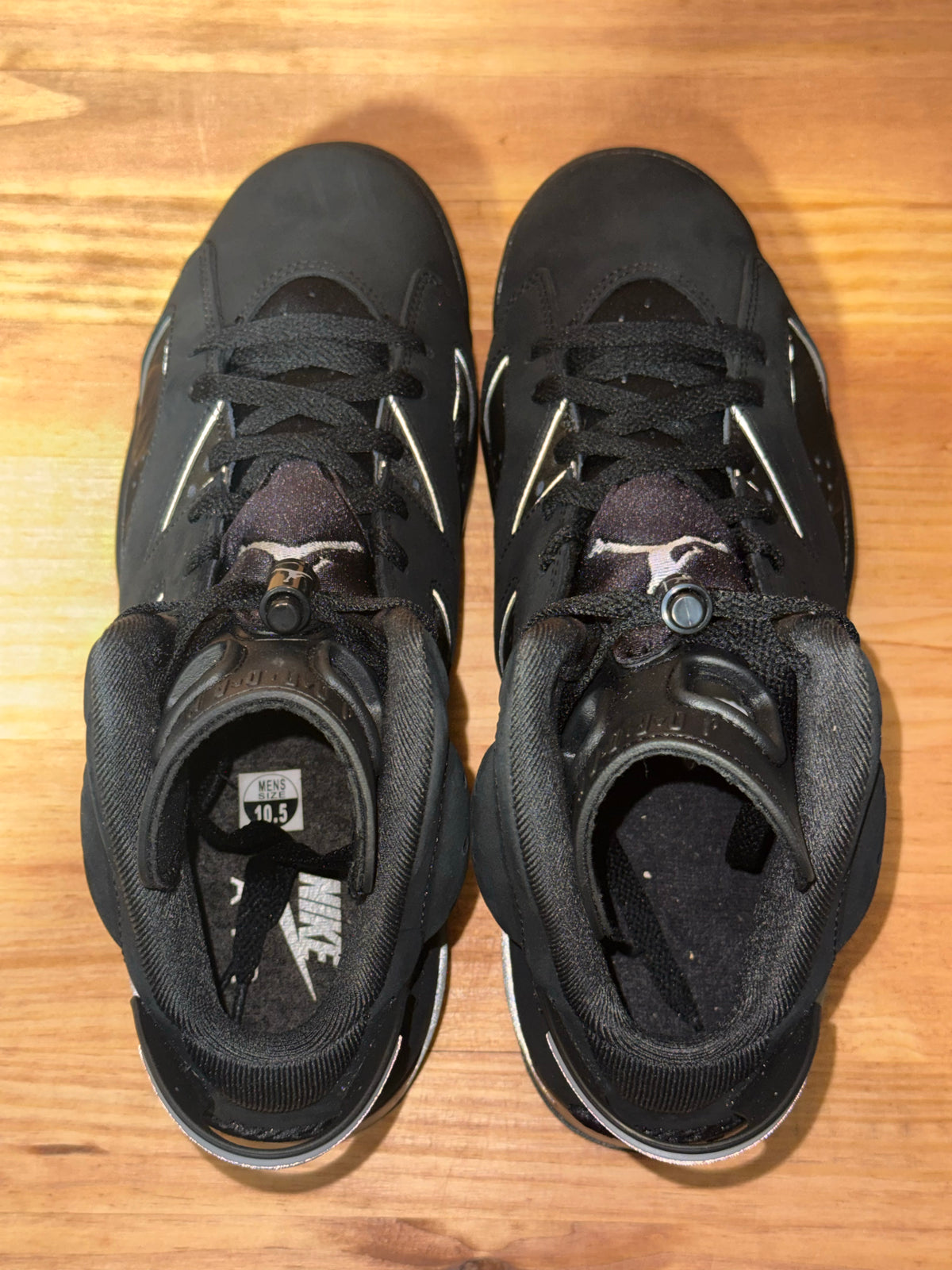 Jordan 6 Retro Cap and Gown