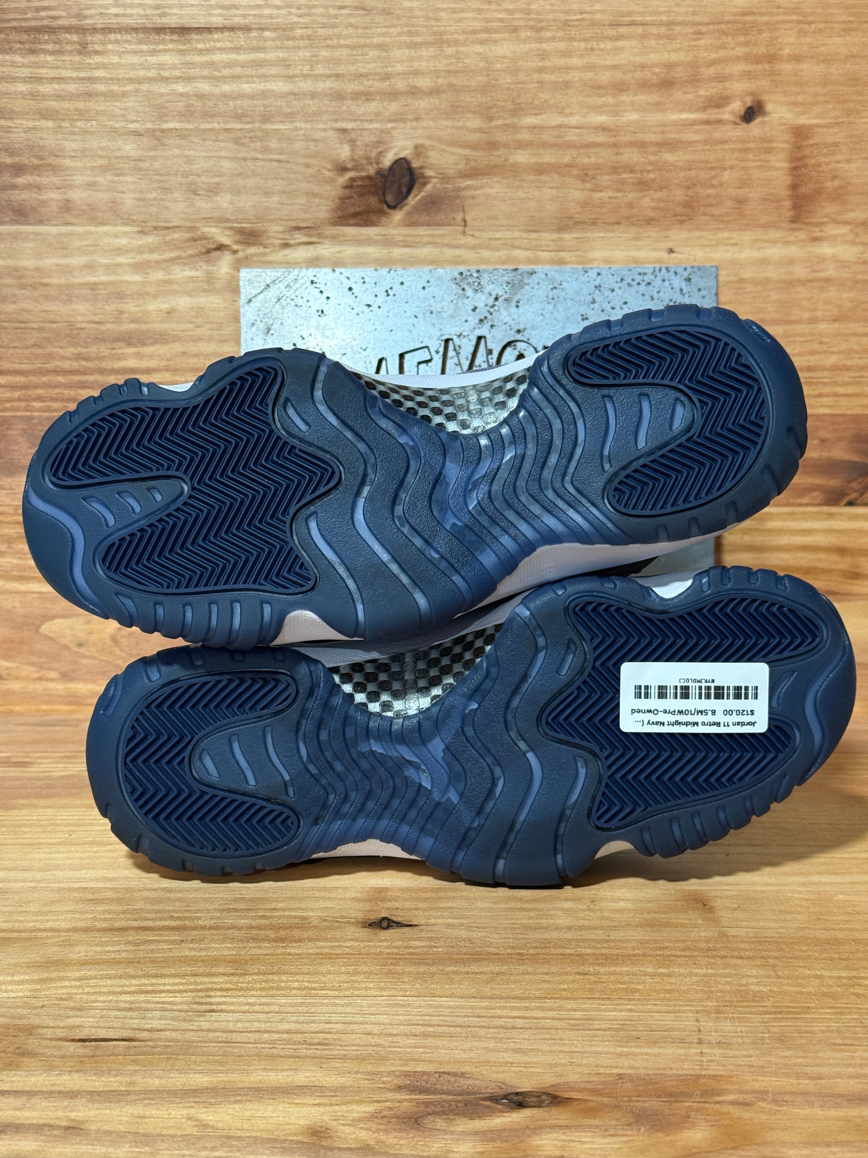 Jordan 11 Retro Midnight Navy (Women's)