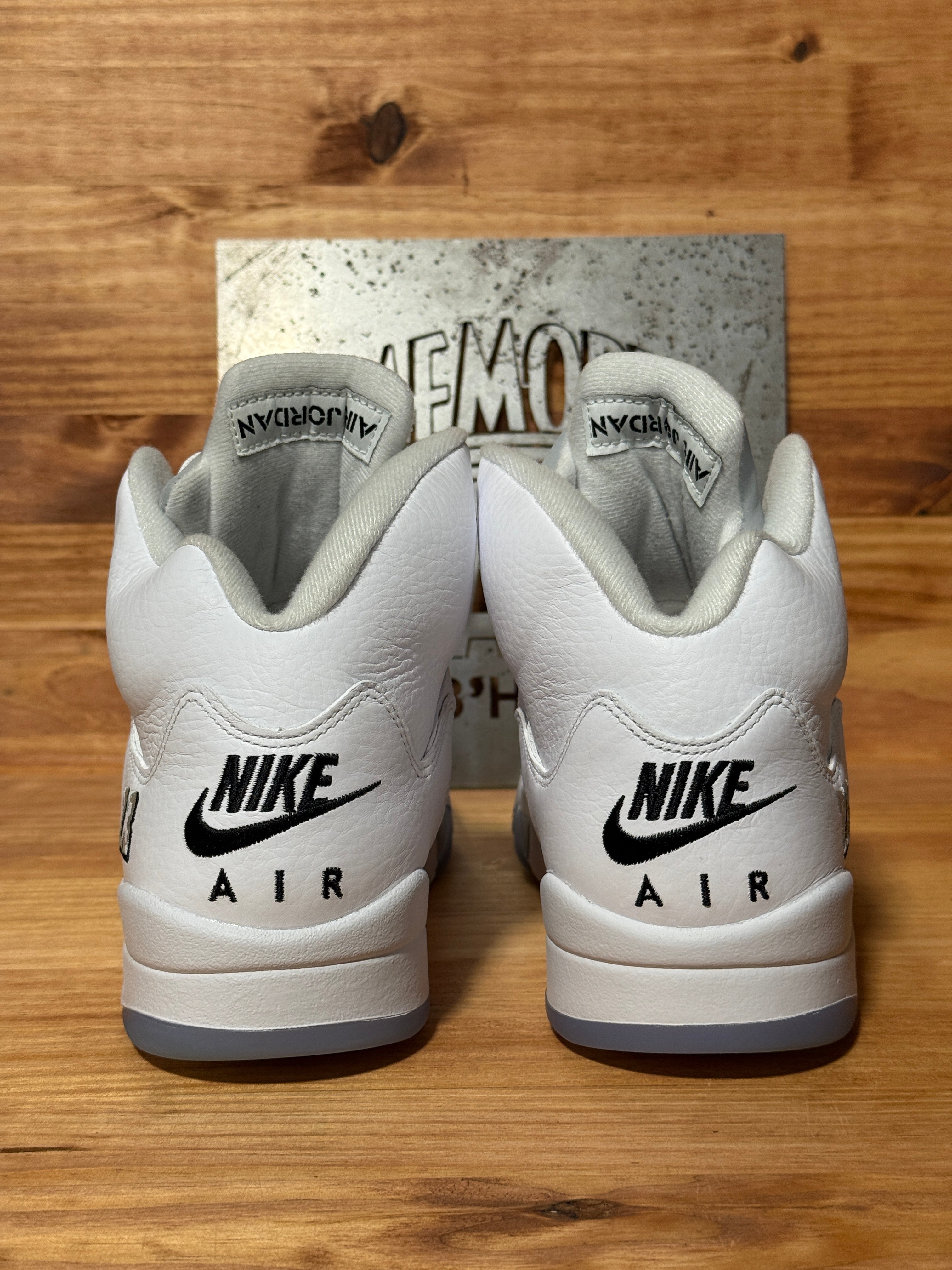 Jordan 5 Retro White Metallic (2026)