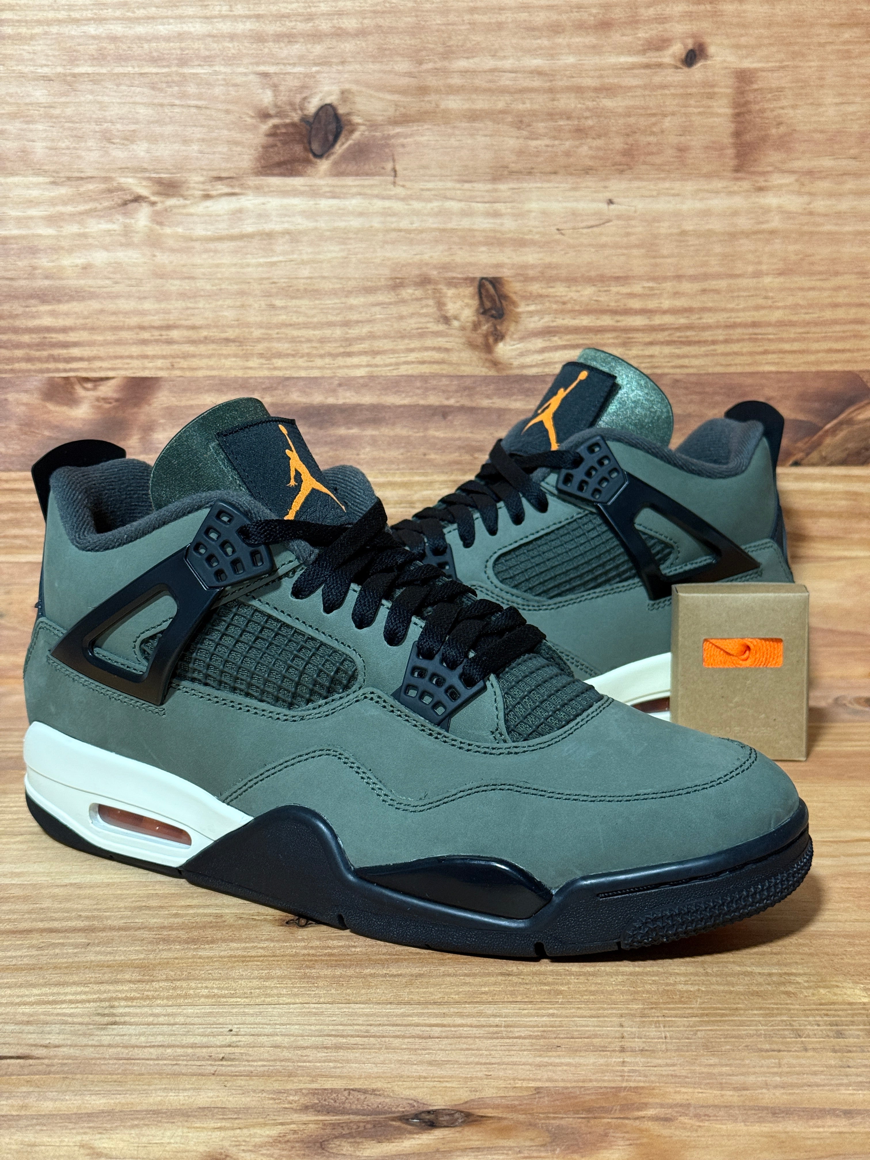 Jordan 4 Retro OG SP Undefeated (2025)