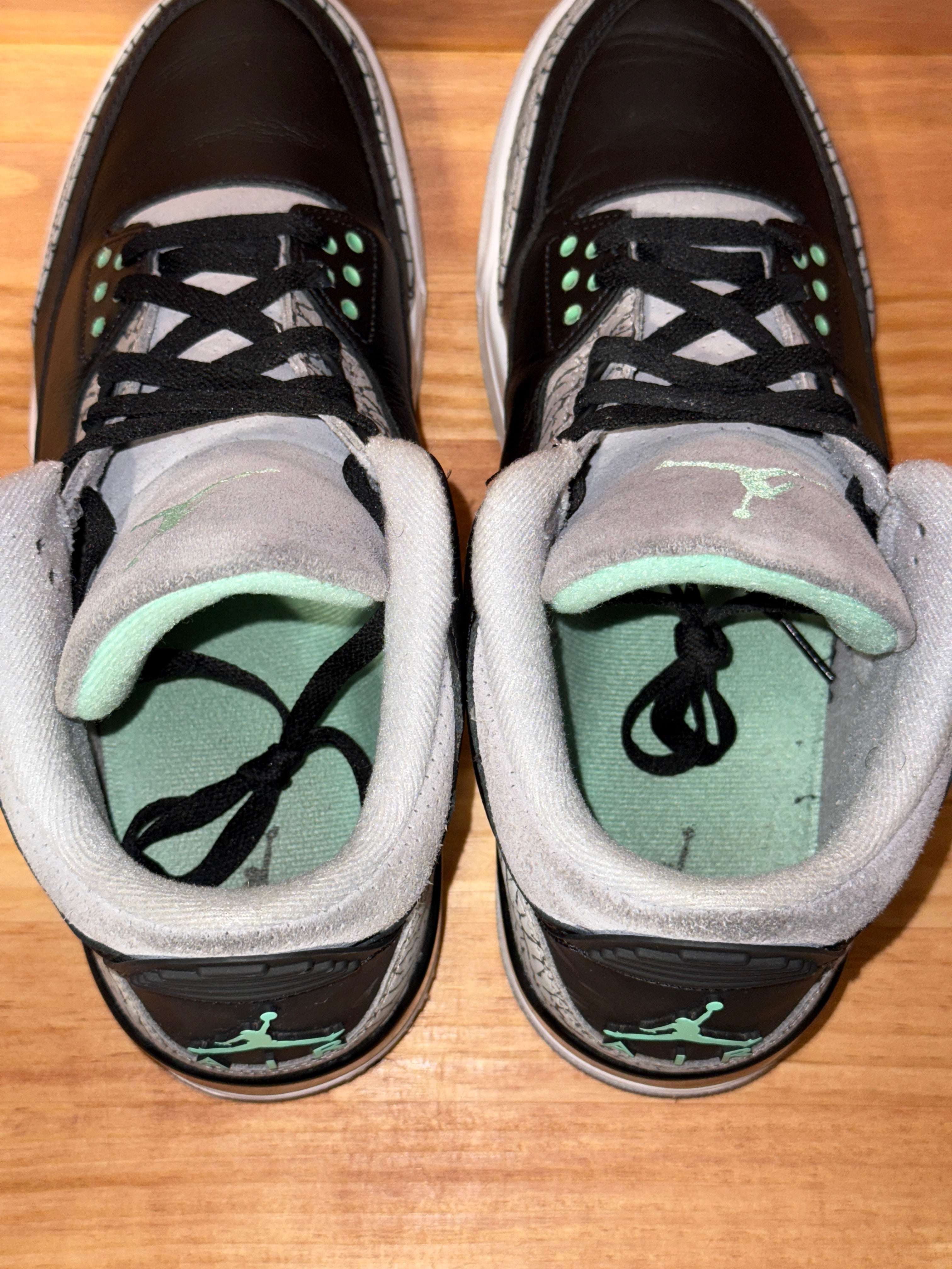 Jordan 3 Retro Green Glow