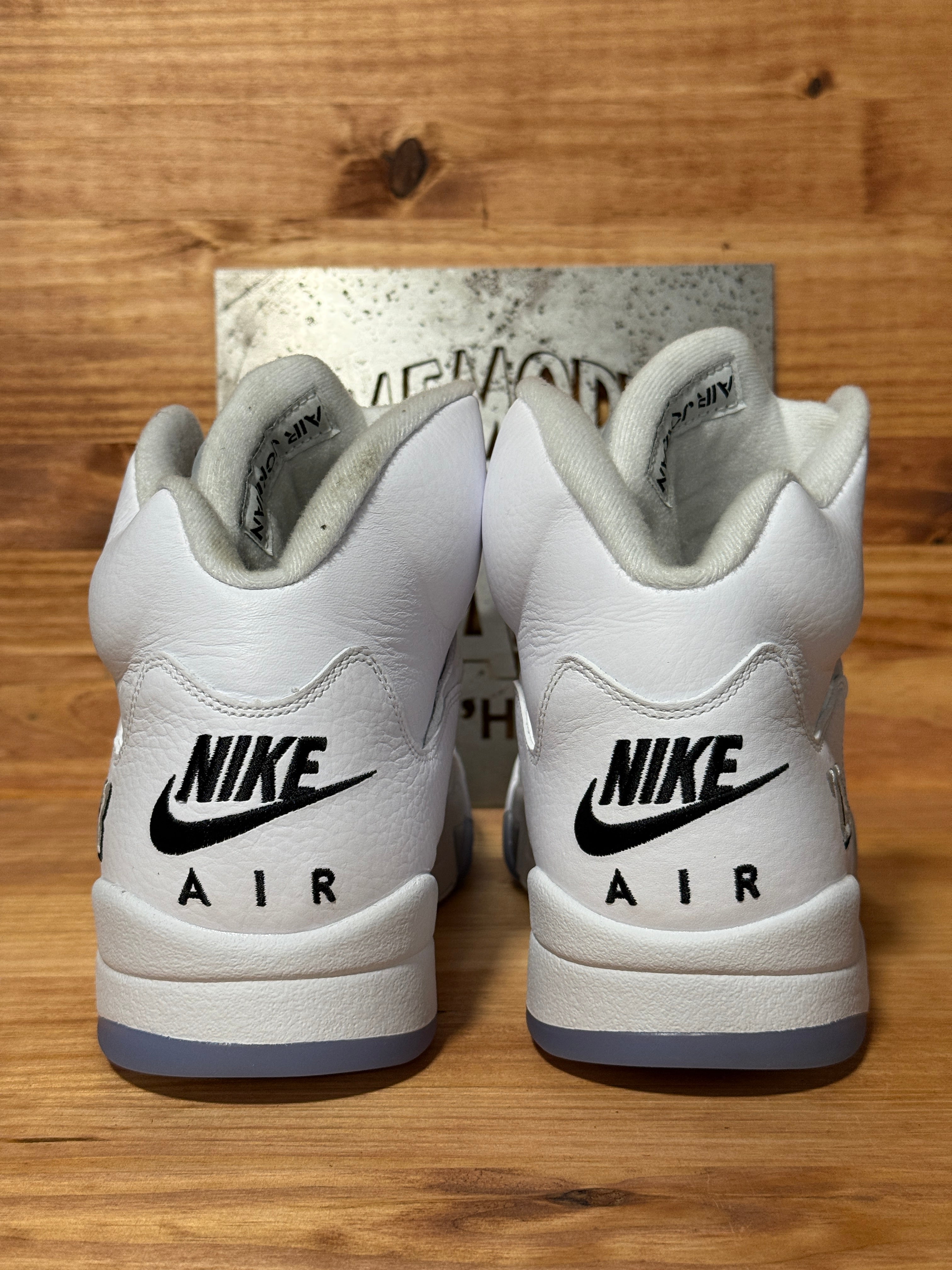 Jordan 5 Retro White Metallic (2026)