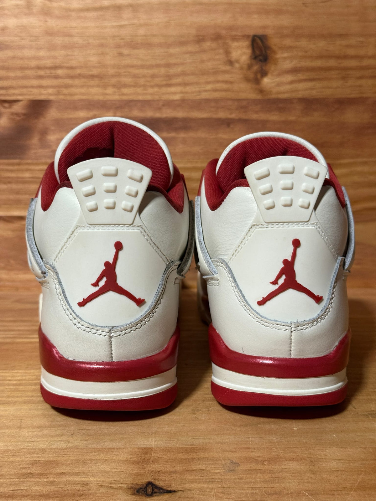 Jordan 4 Retro Valentine's Day Sierra Red (Women's) - Size 4.5M