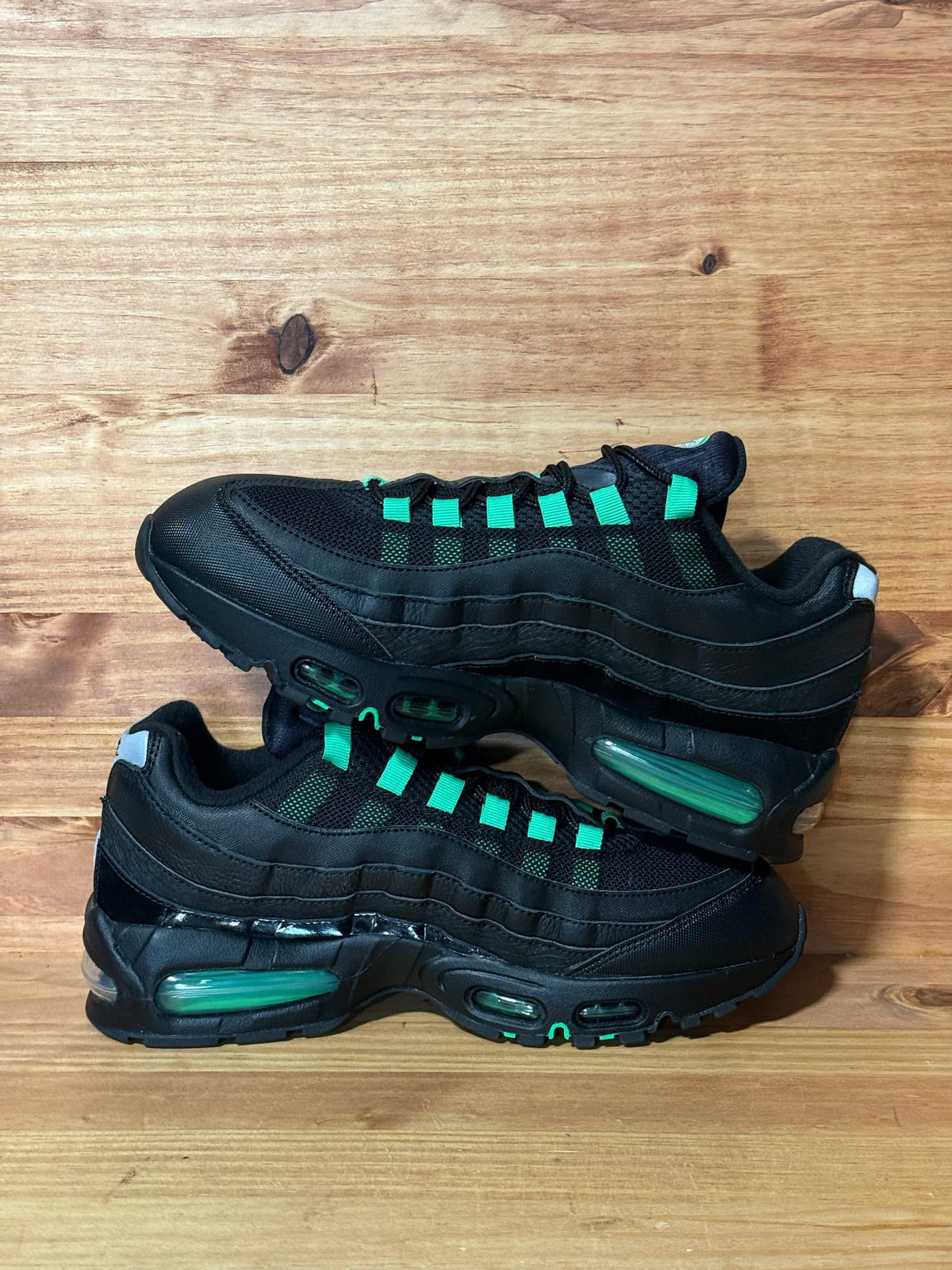 Nike Air Max 95 OG Big Bubble Black Green Shock - Size 9.5