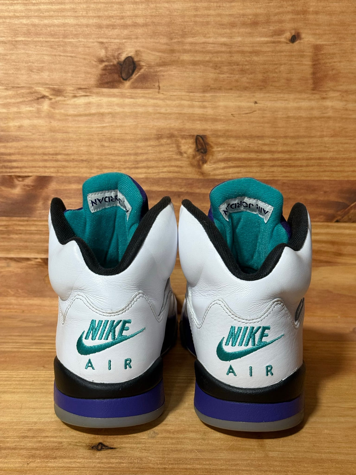 Jordan 5 Retro Grape (2025) - Size 9.5