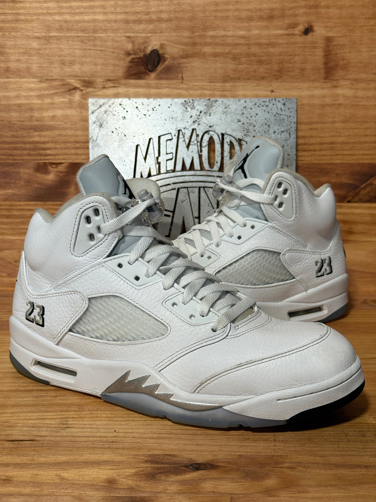 Jordan 5 Retro White Metallic (2026)