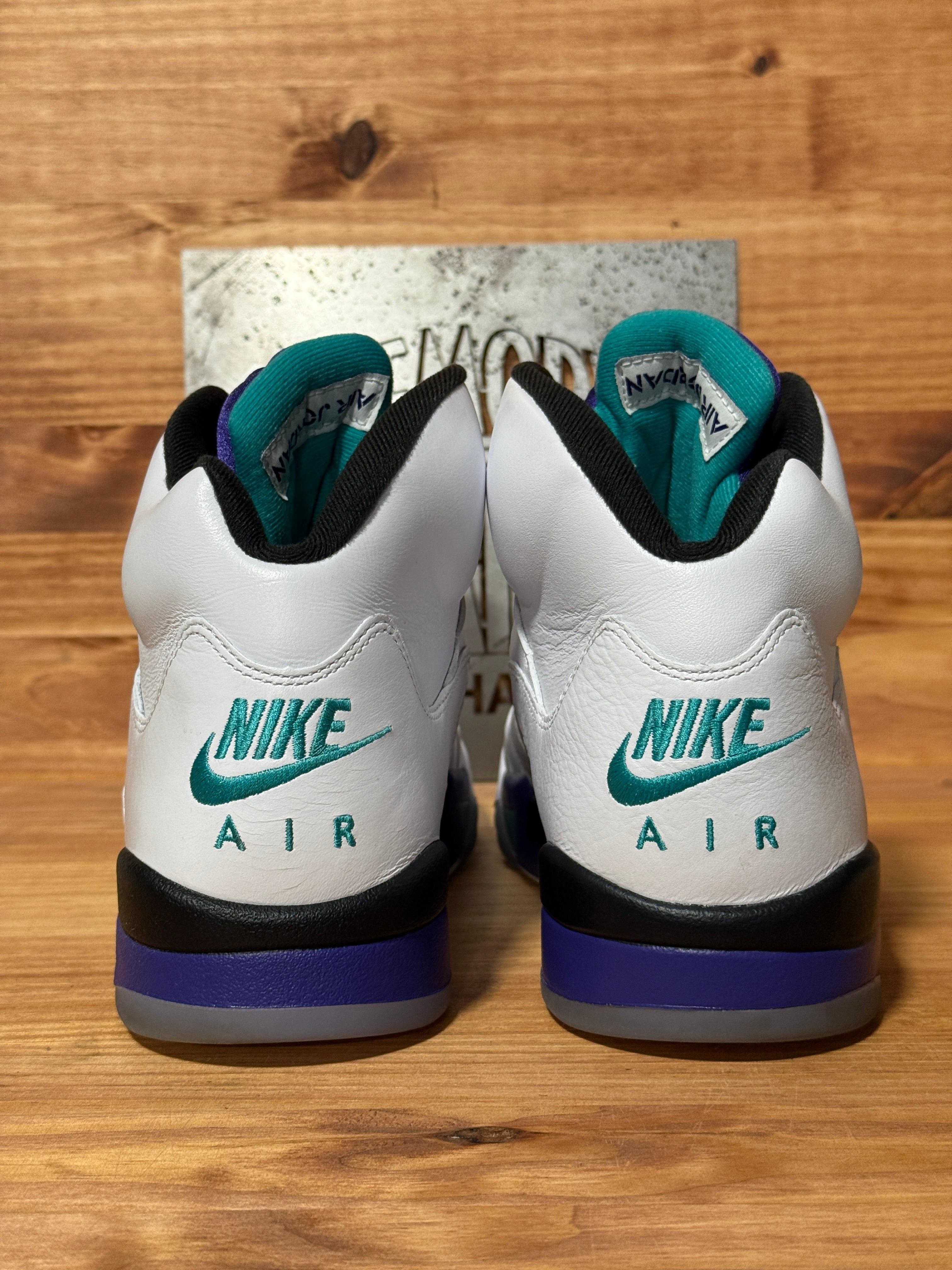 Jordan 5 Retro Grape (2025)