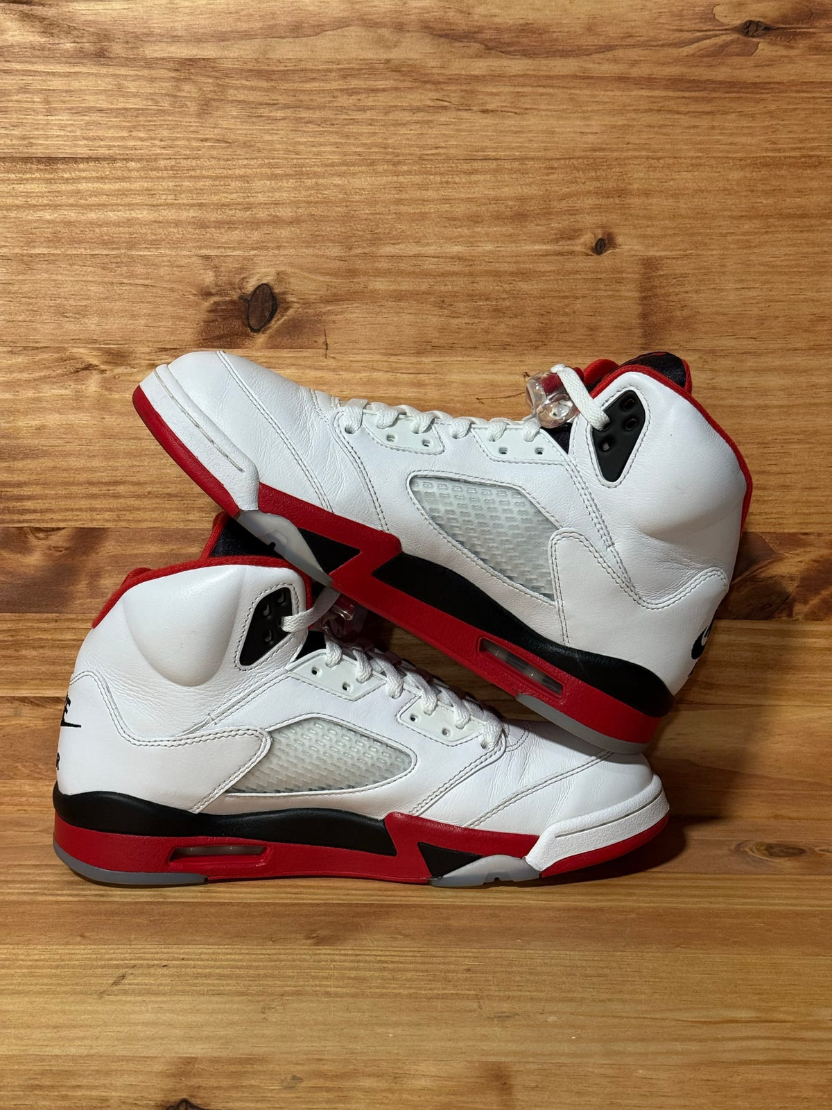 Jordan 5 Retro Fire Red Black Tongue (2025) - Size 10.5