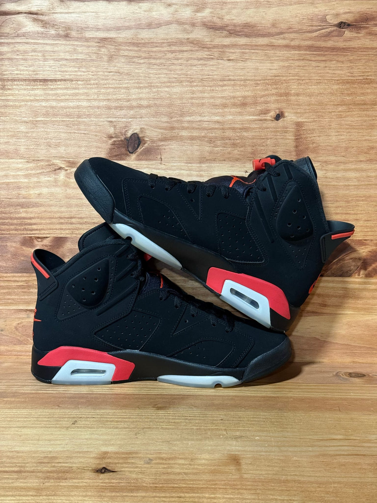 Jordan 6 Retro Infrared Salesman - Size 10.5