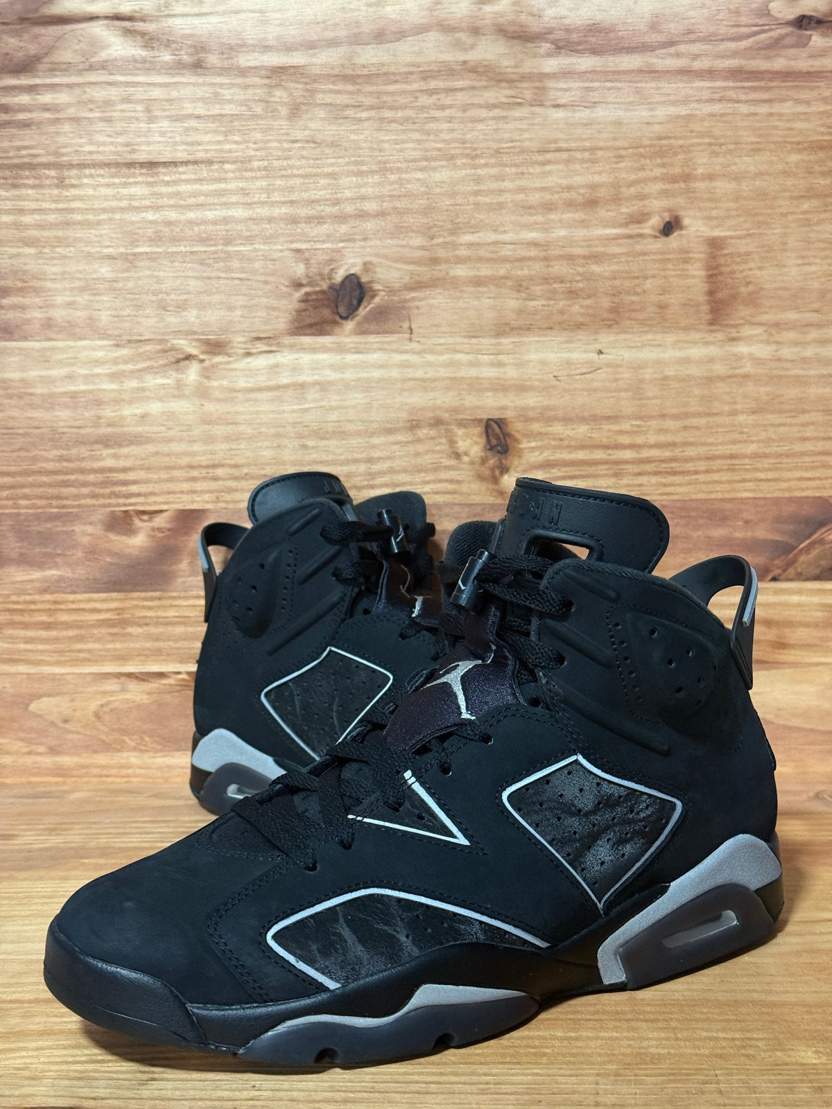 Jordan 6 Retro Cap and Gown