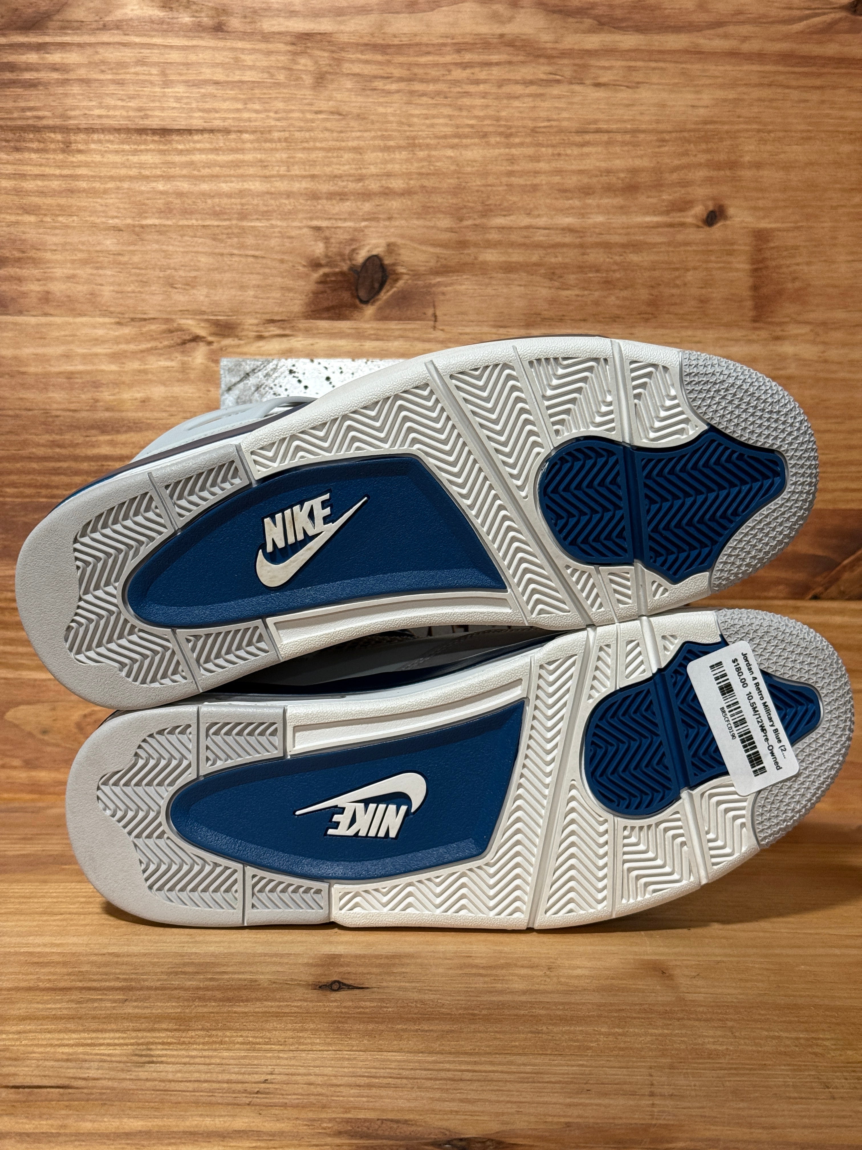 Jordan 4 Retro Military Blue (2024)