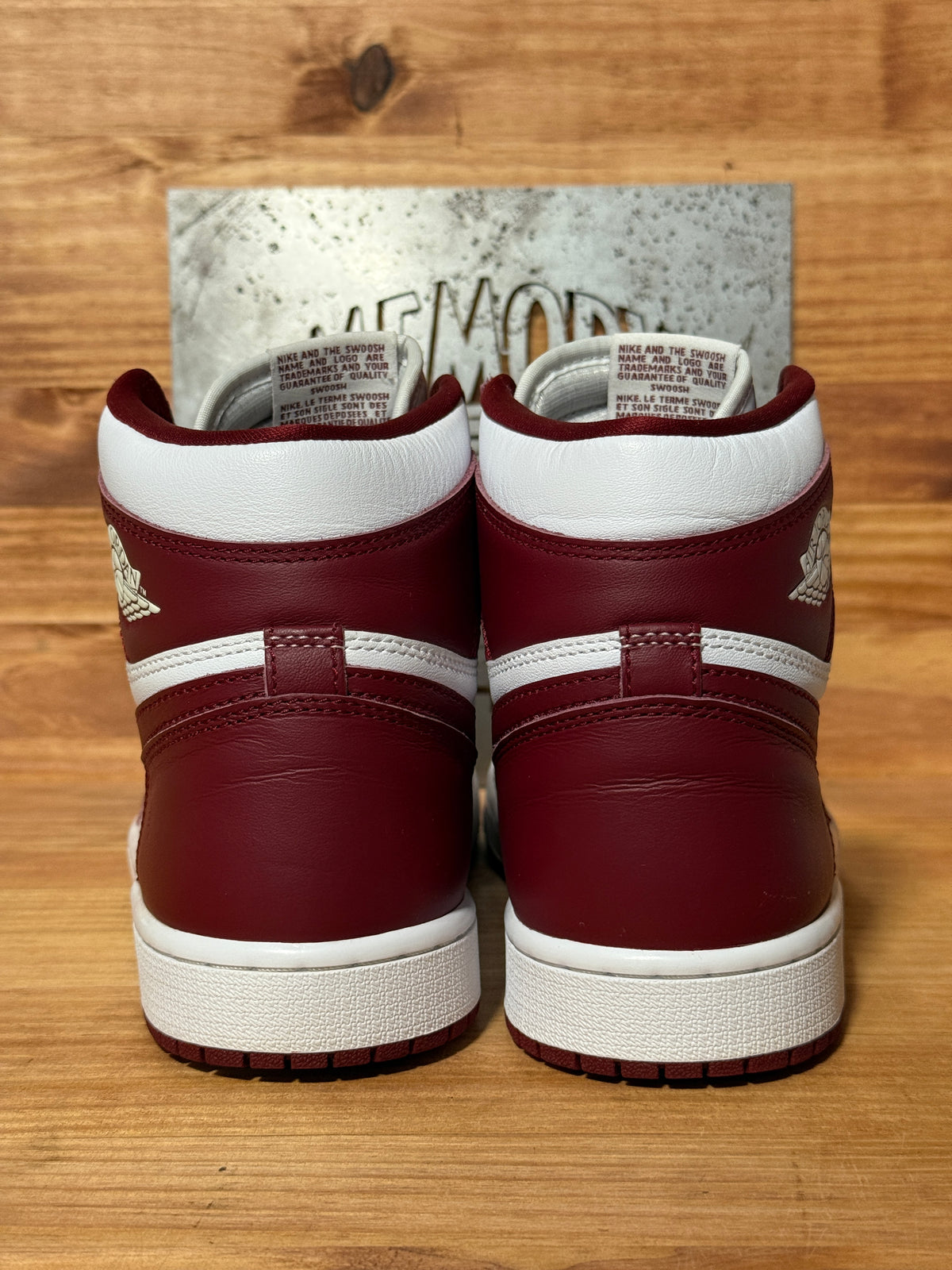 Jordan 1 Retro High OG Artisanal Team Red