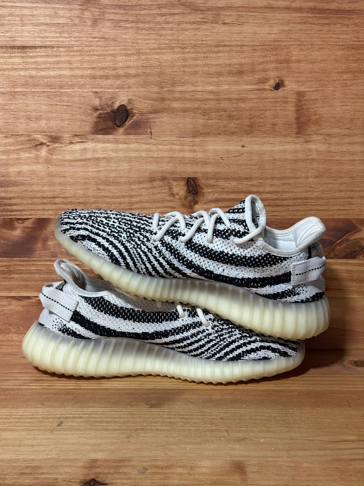 adidas Yeezy Boost 350 V2 Zebra - Size 9