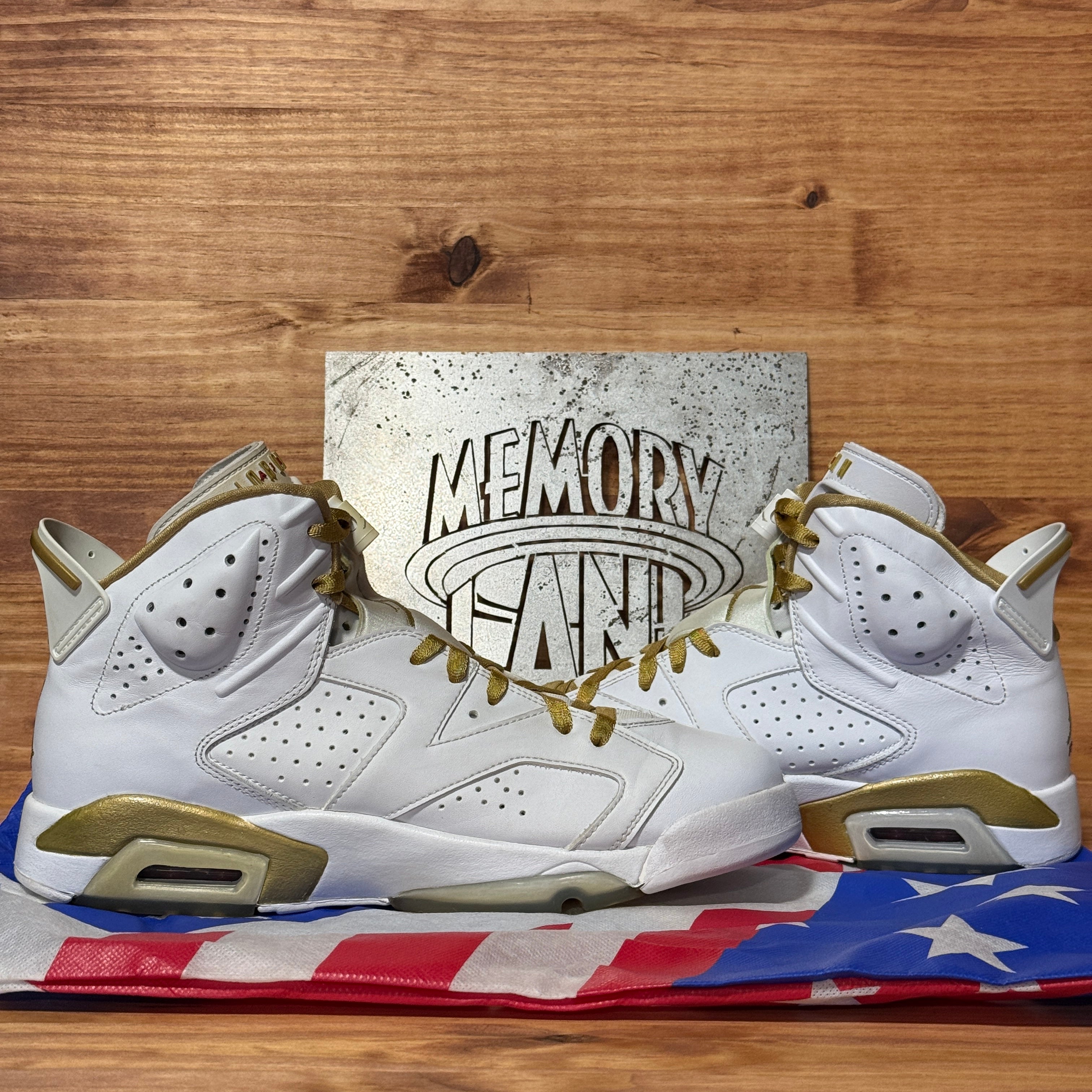Jordan 6 Retro Golden Moments Pack (6)
