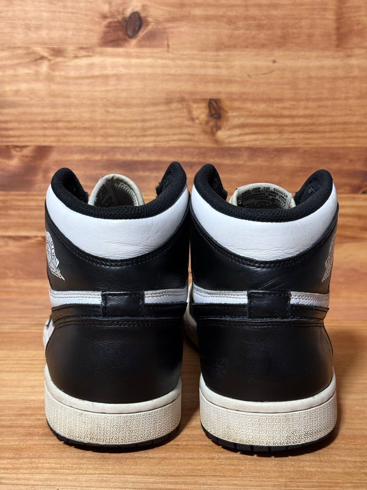 Jordan 1 Retro Black White (2014)