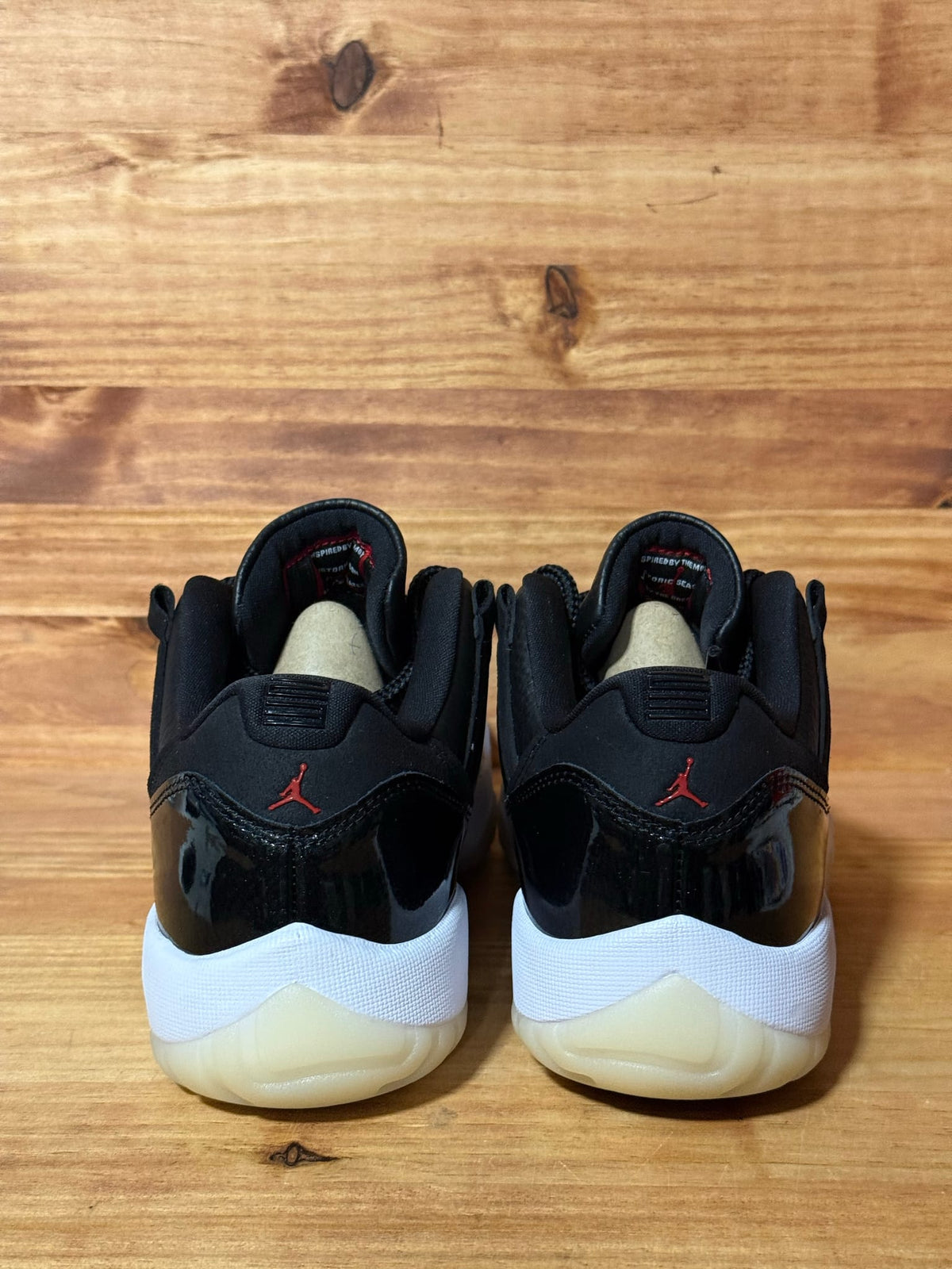 Jordan 11 Retro Low 72-10 - Size 9.5