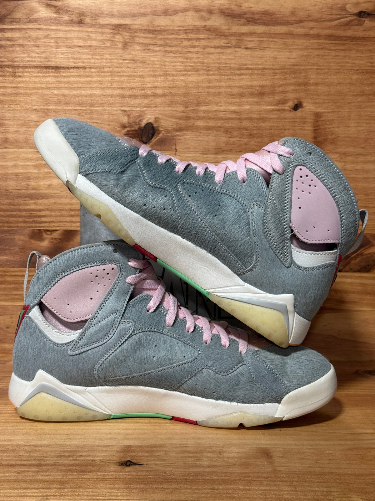 Jordan 7 Retro Neutral Grey
