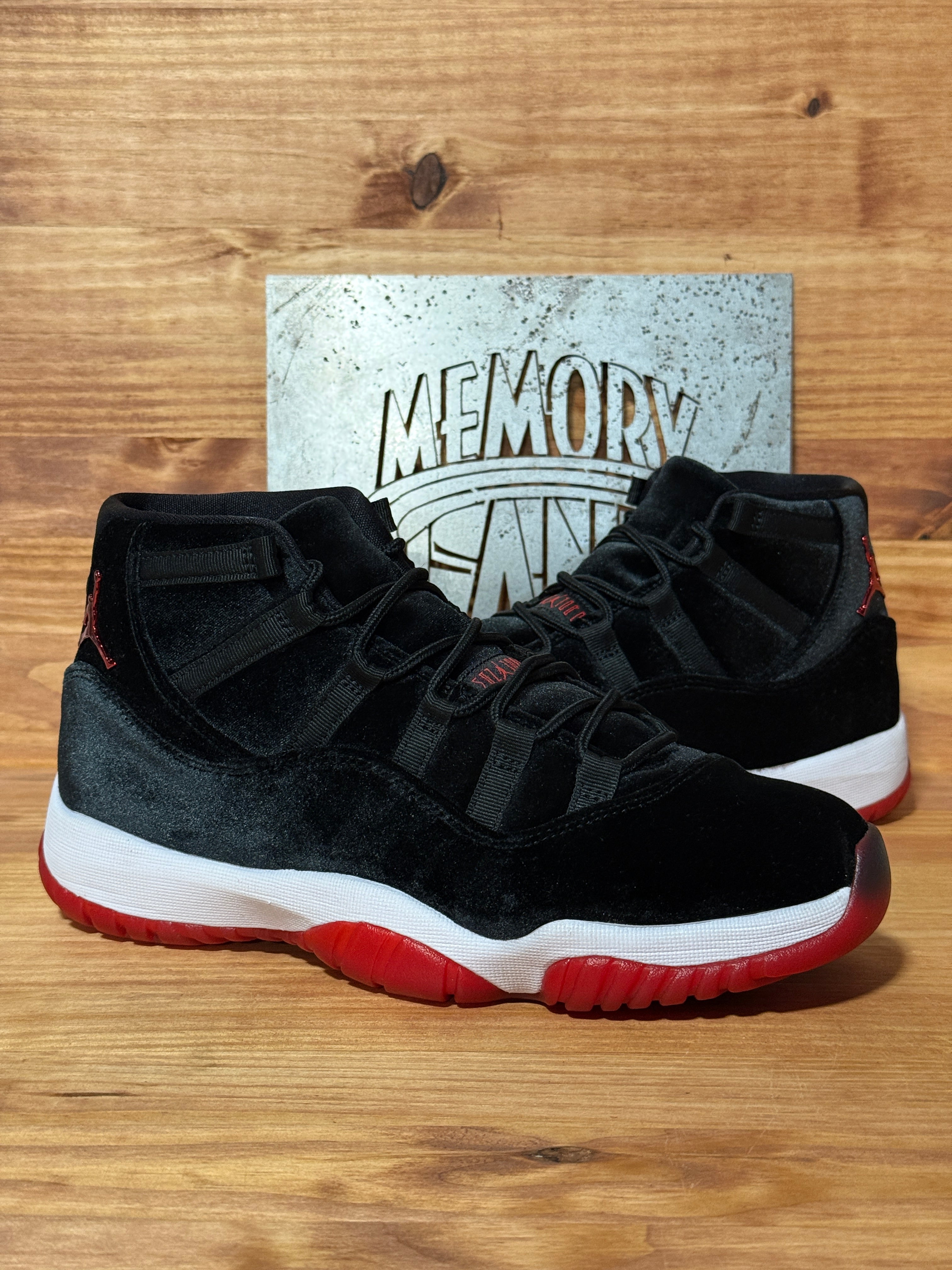 Jordan 11 Retro Bred Velvet (Women's)