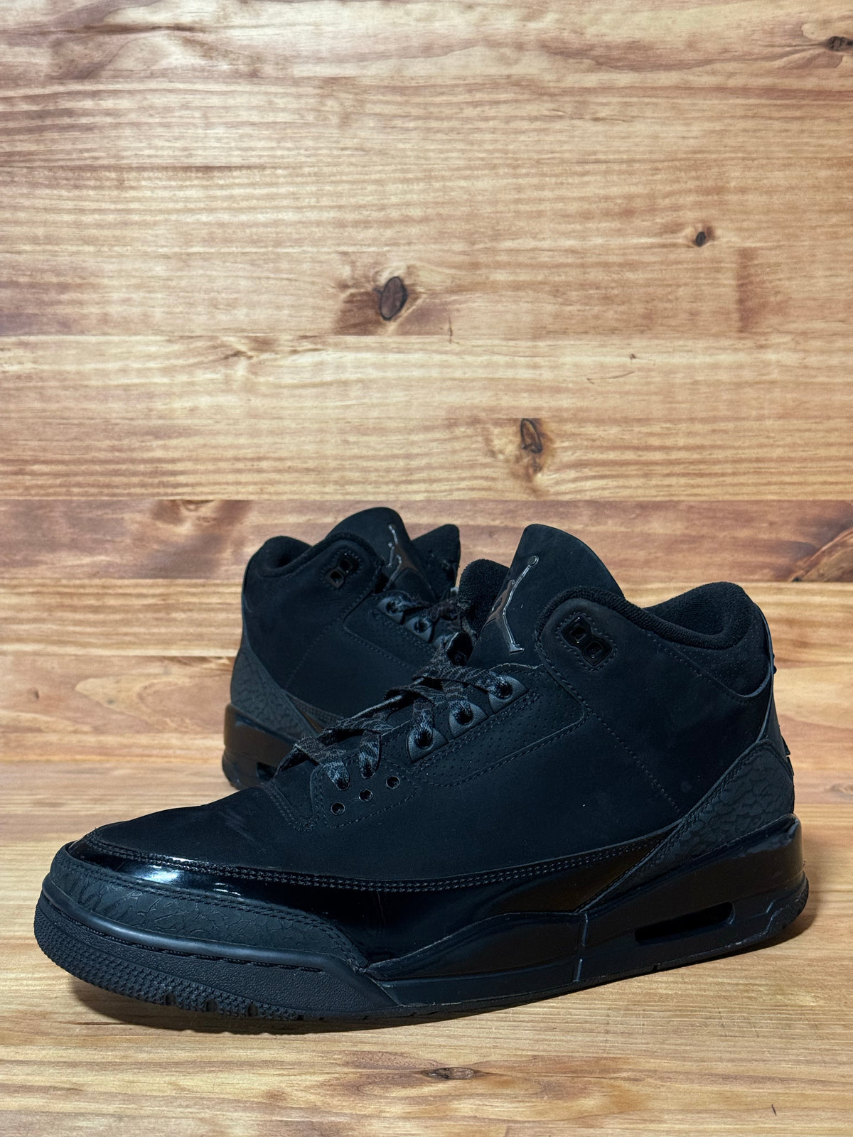 Jordan 3 Retro Black Cat (2025)