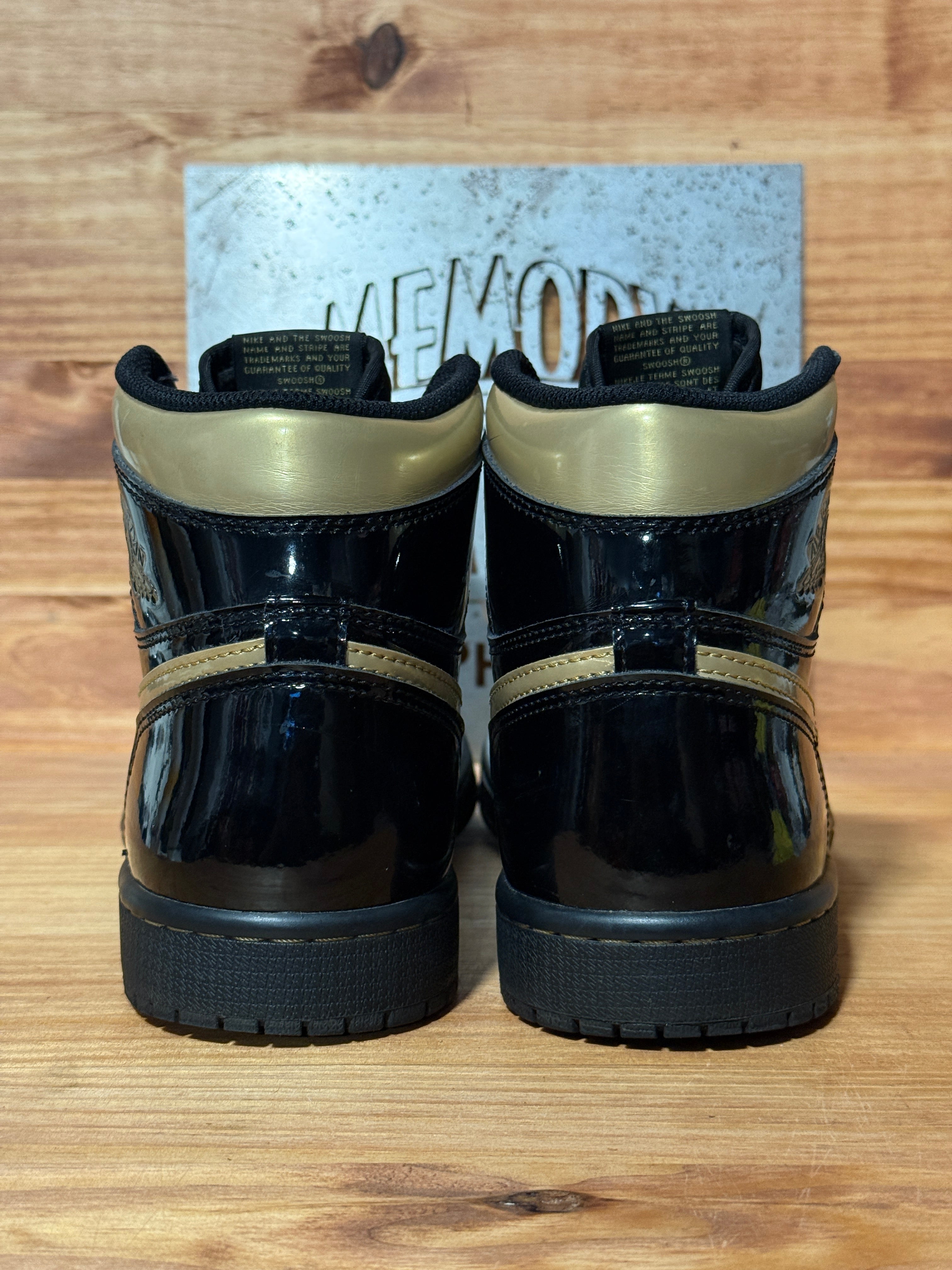 Jordan 1 Retro High Black Metallic Gold (2020)