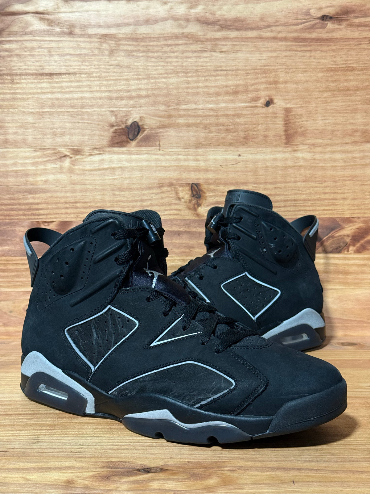 Jordan 6 Retro Cap and Gown