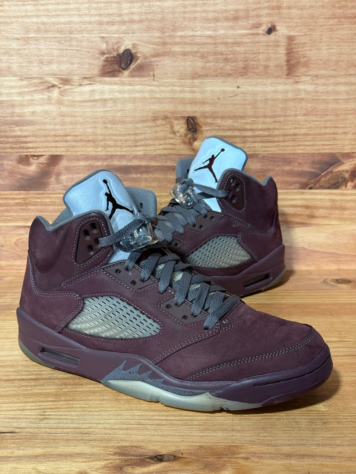 Jordan 5 Retro Burgundy (2023) - Size 10