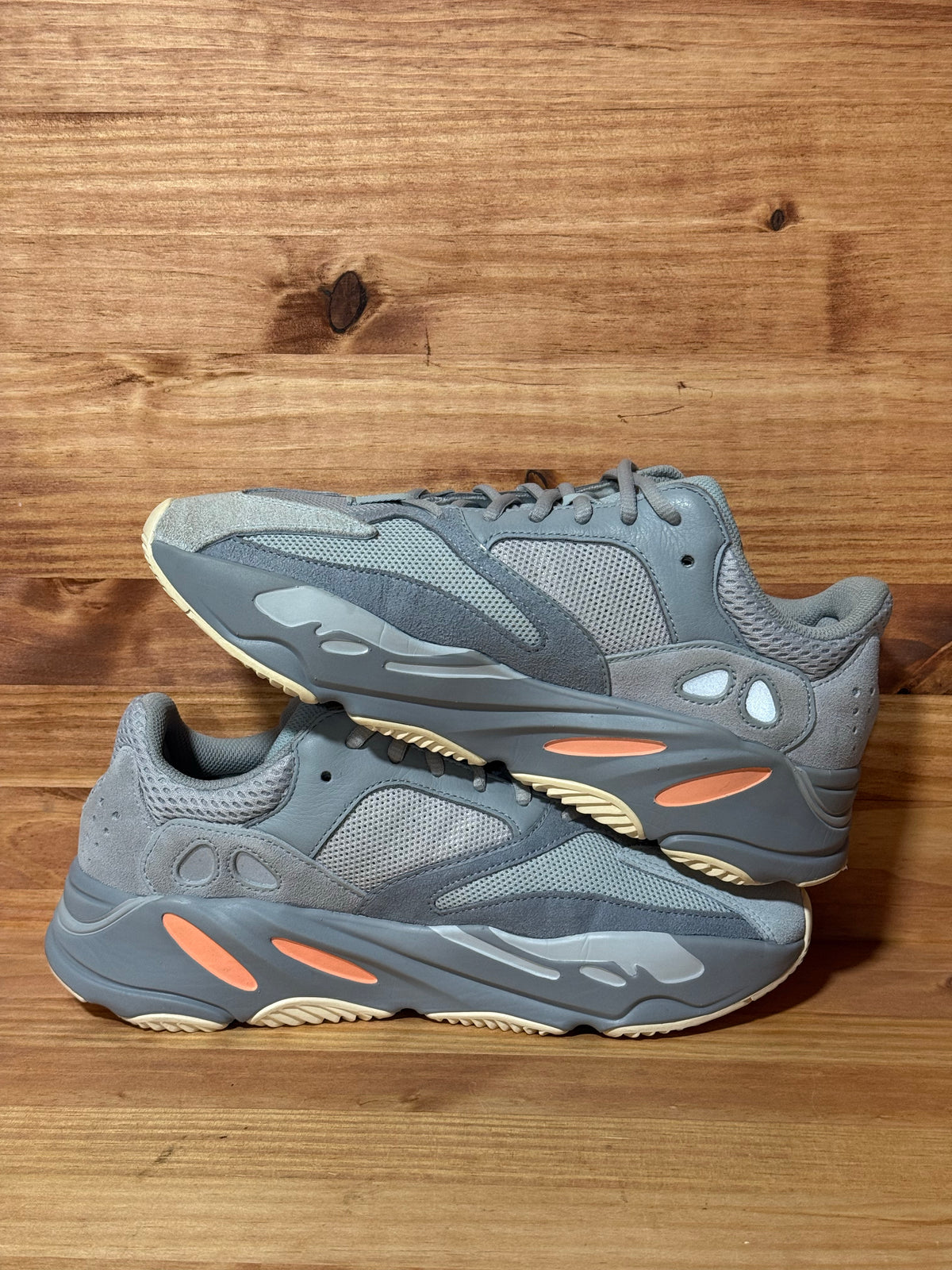 adidas Yeezy Boost 700 Inertia - Size 9.5