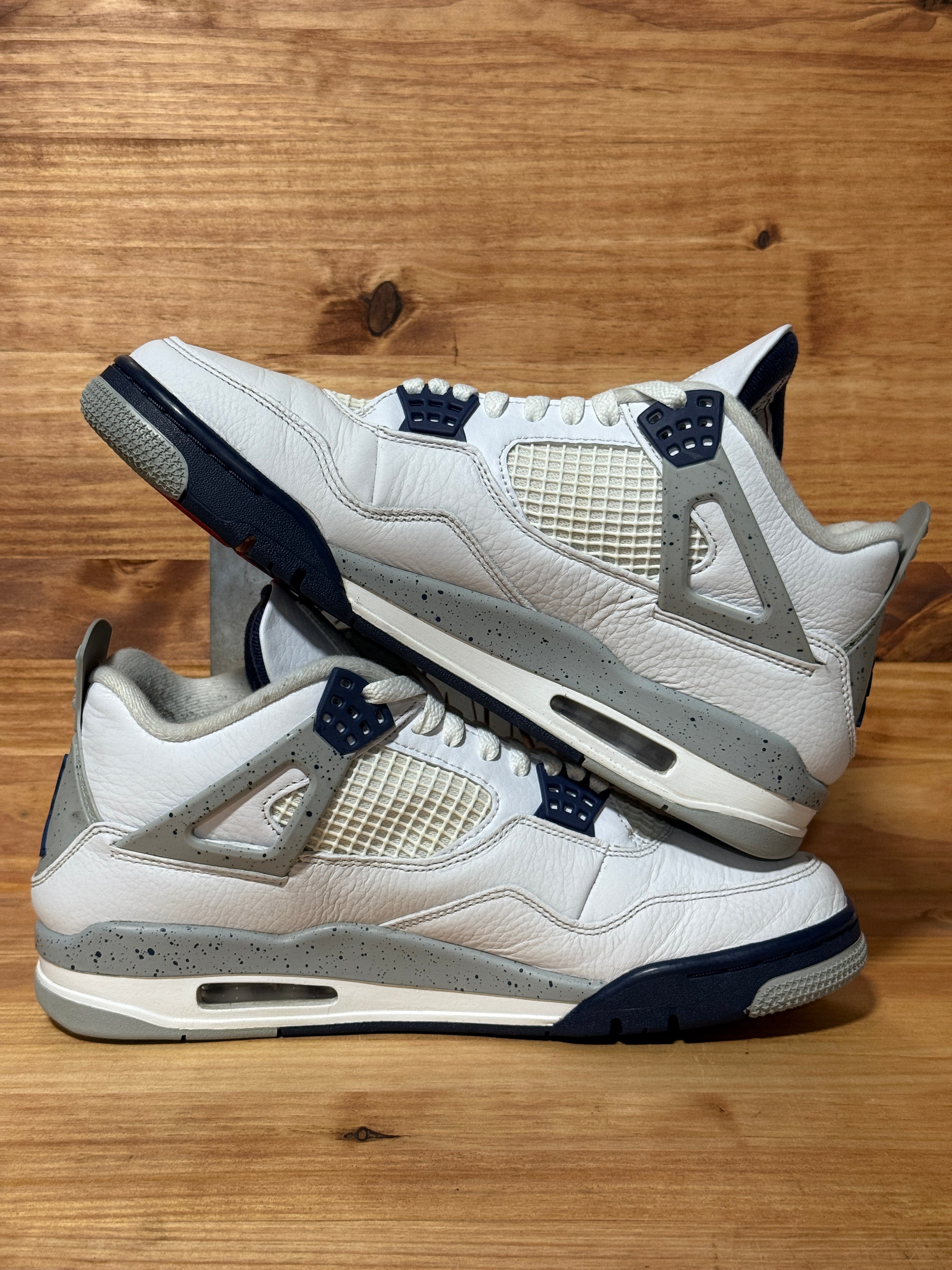 Jordan 4 Retro Midnight Navy