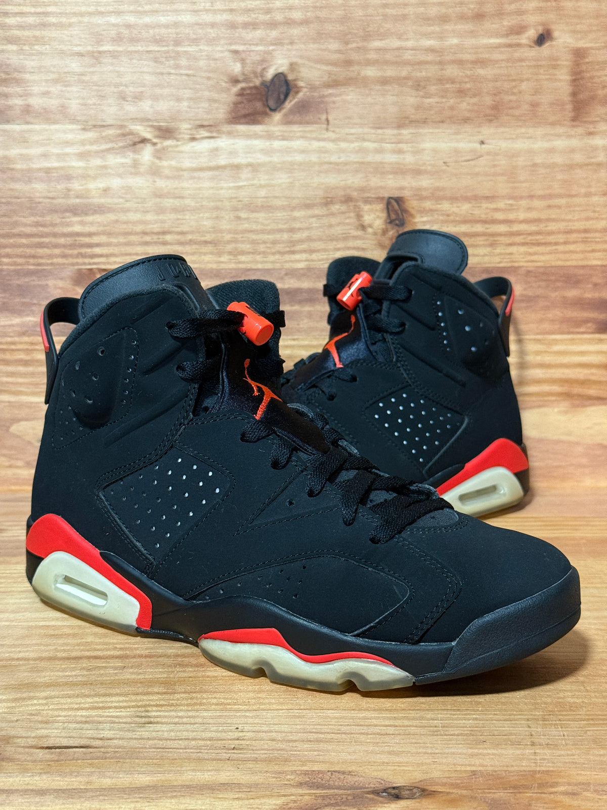 Jordan 6 Retro Black Infrared (2019)