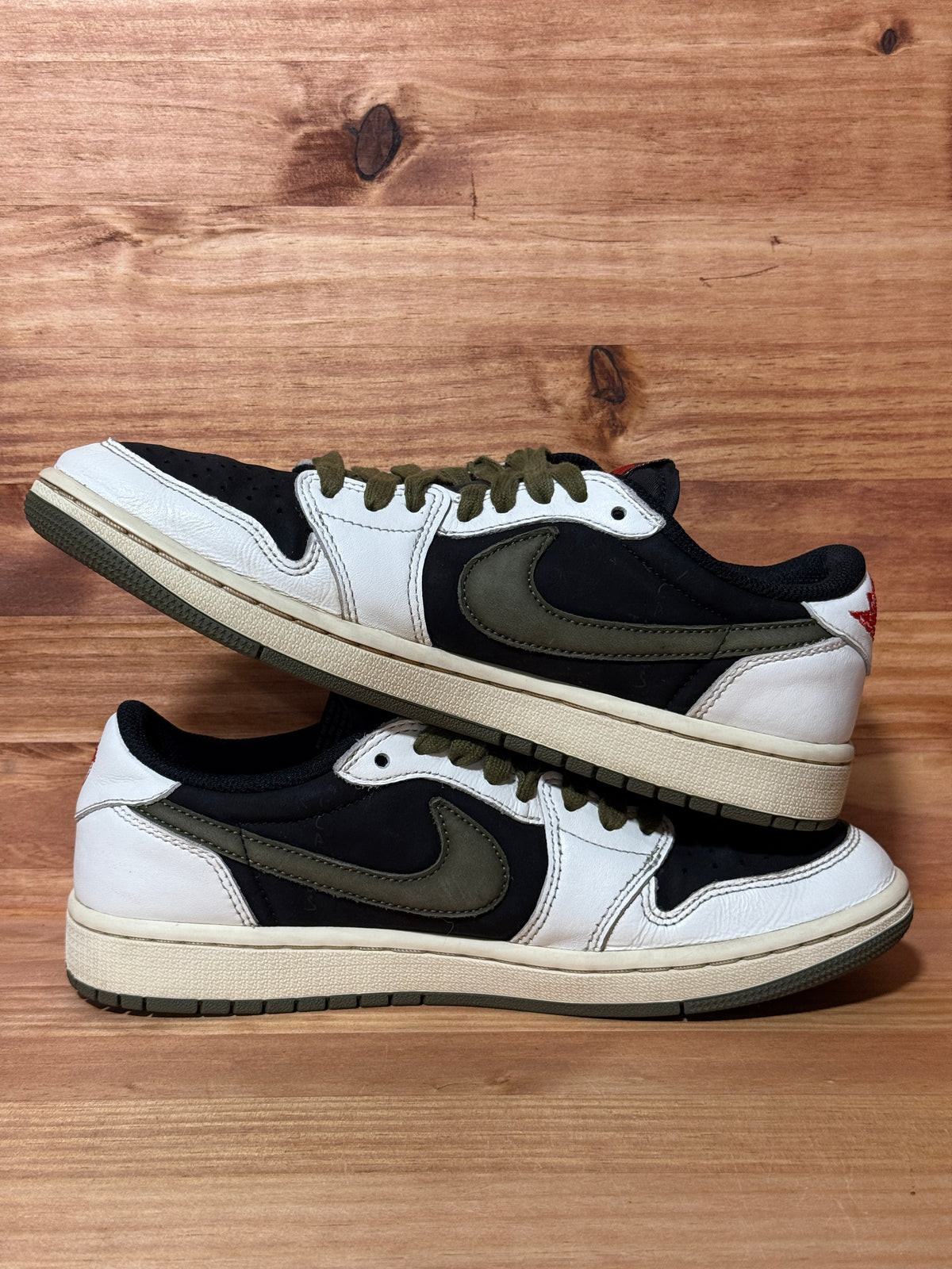 Jordan 1 Retro Low OG SP Travis Scott Olive (Women's)