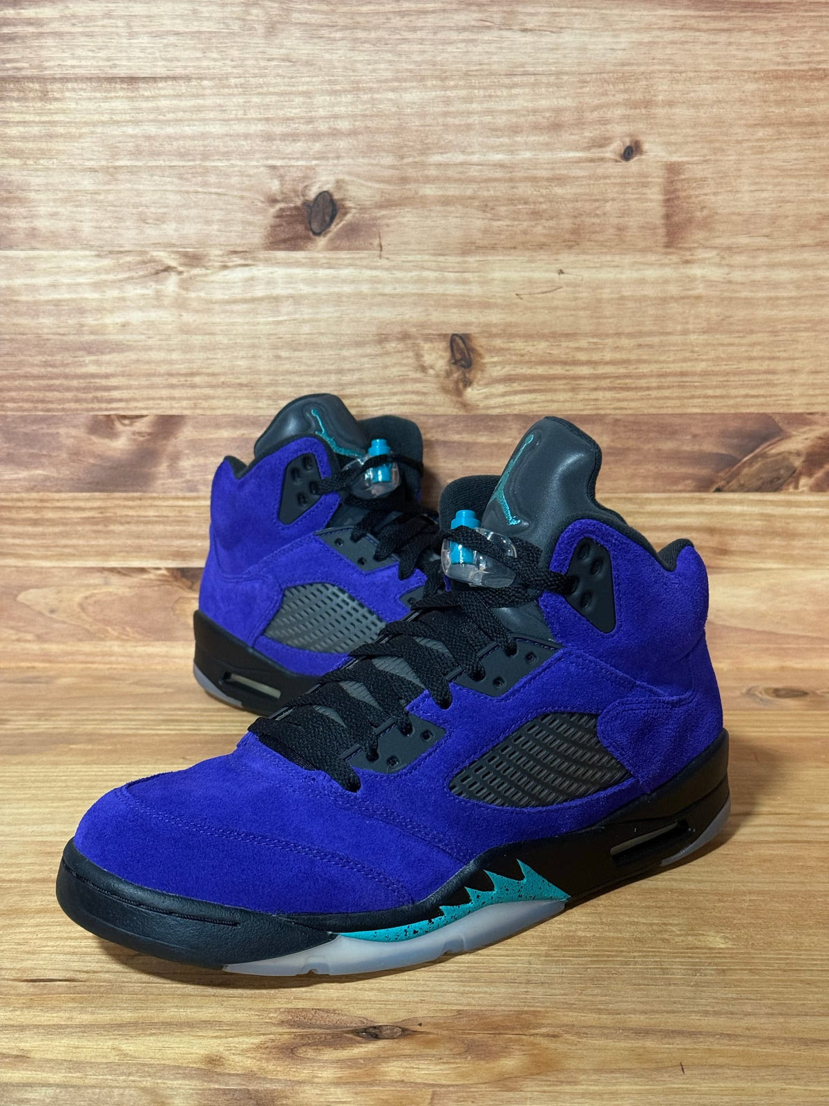 Jordan 5 Retro Alternate Grape - Size 10.5