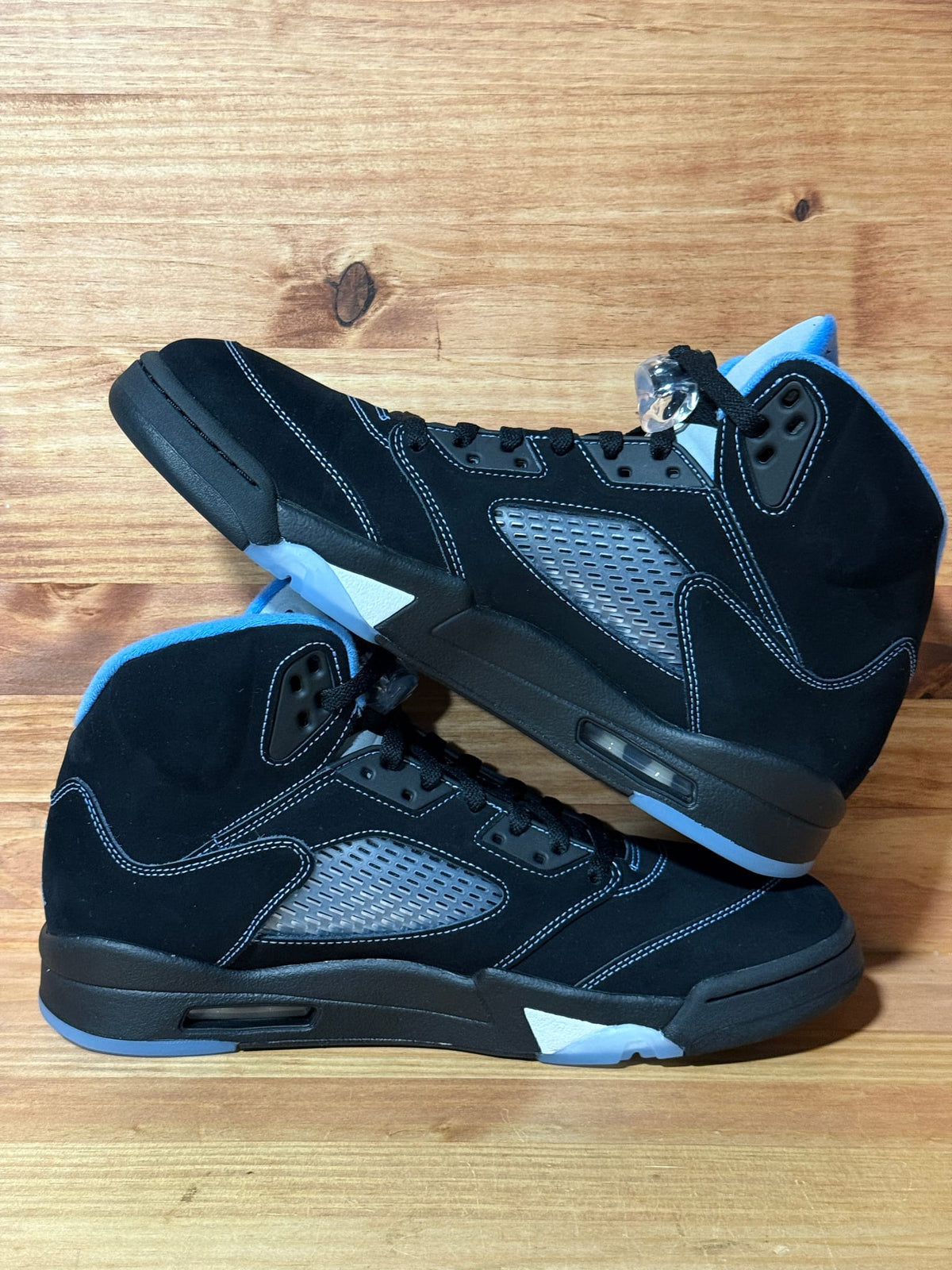 Jordan 5 Retro Black University Blue (2026) - Size 11