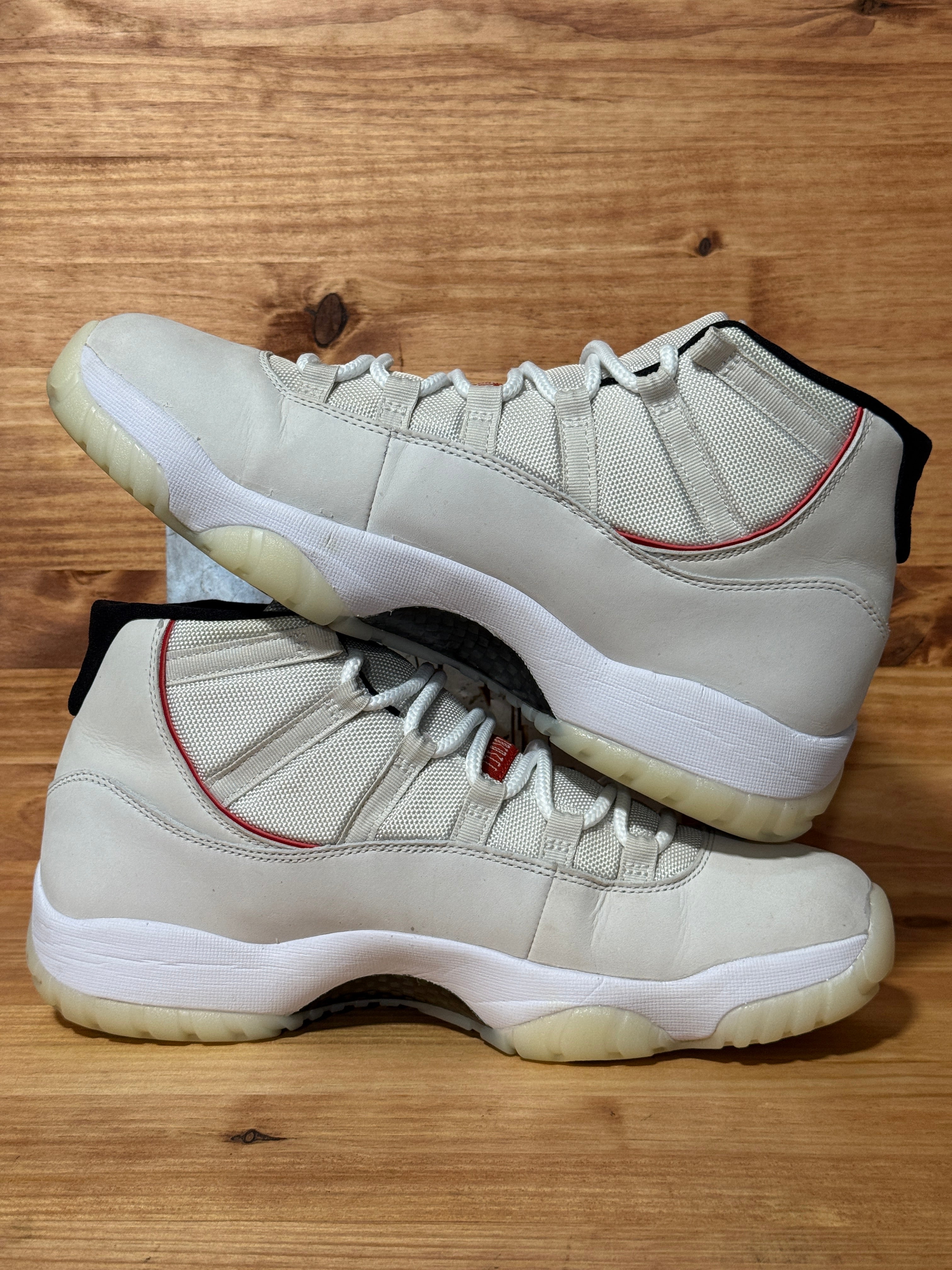 Jordan 11 Retro Platinum Tint