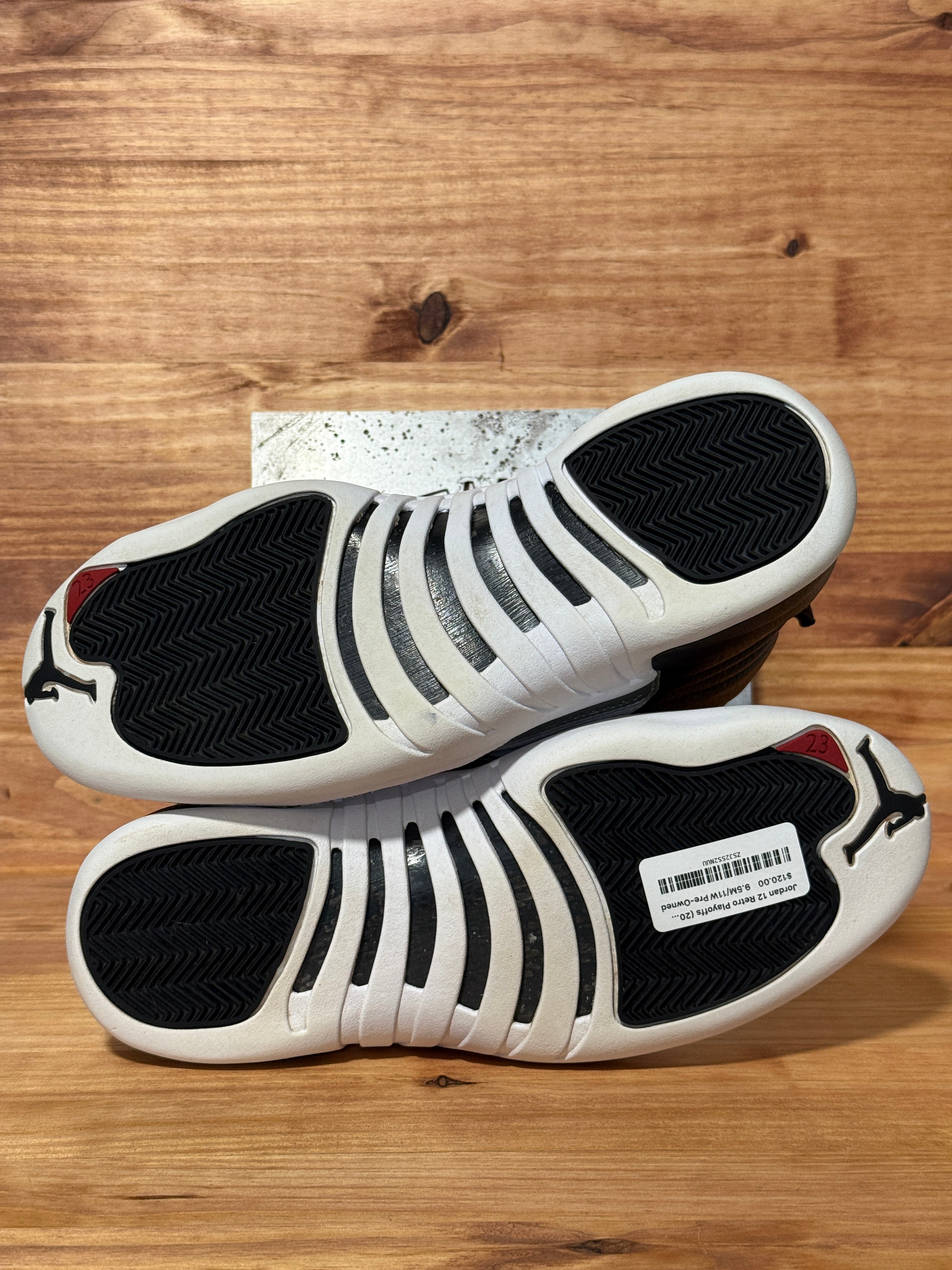 Jordan 12 Retro Playoffs (2022)