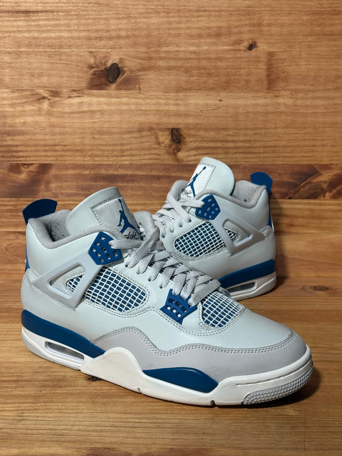 Jordan 4 Retro Military Blue (2024) - Size 10