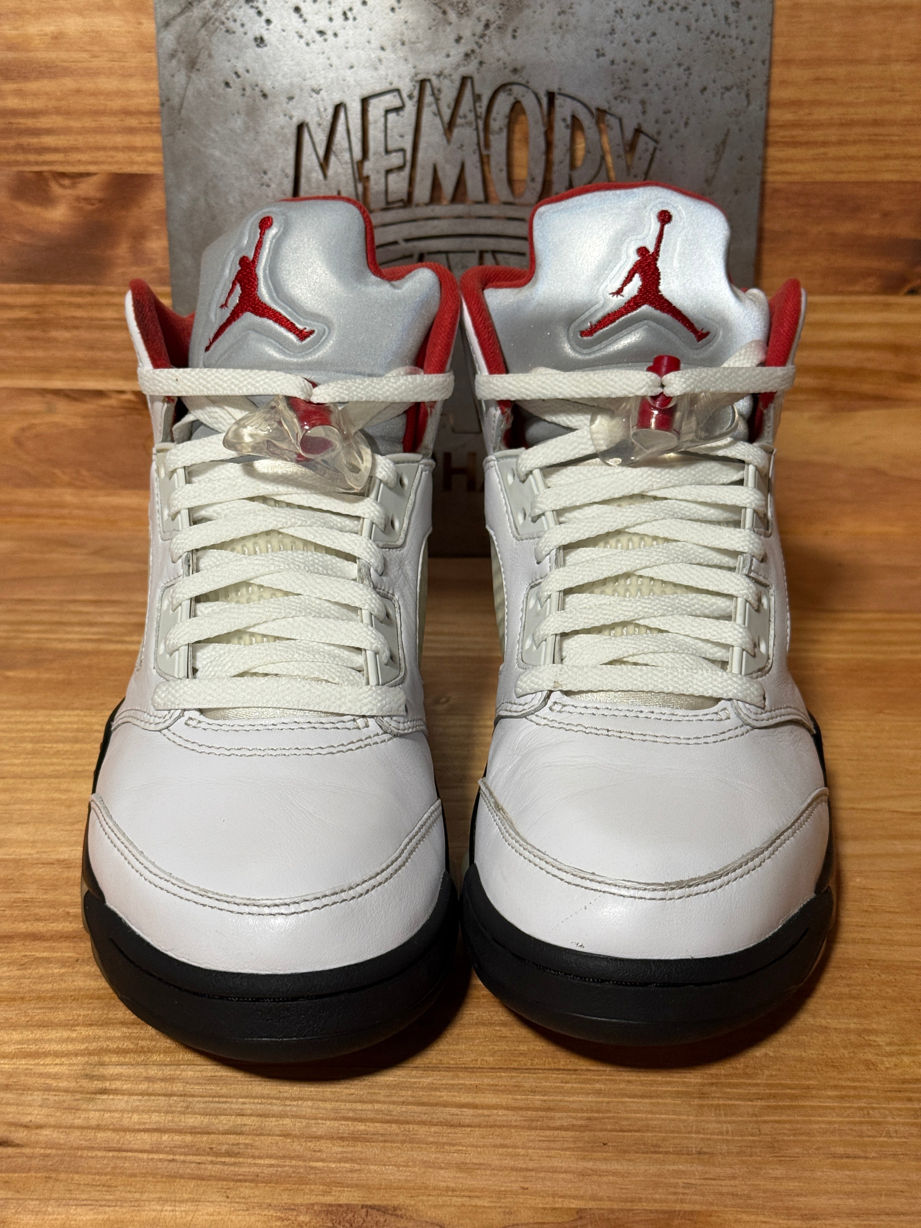 Jordan 5 Retro Fire Red Silver Tongue (2020)