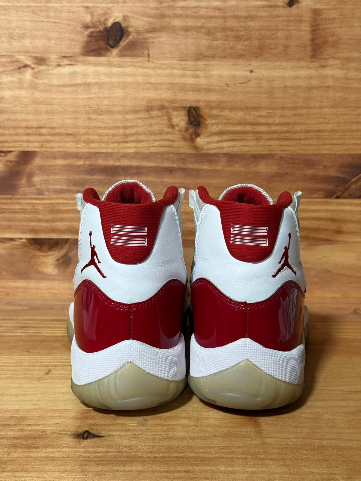 Jordan 11 Retro Cherry (2022) - Size 8.5