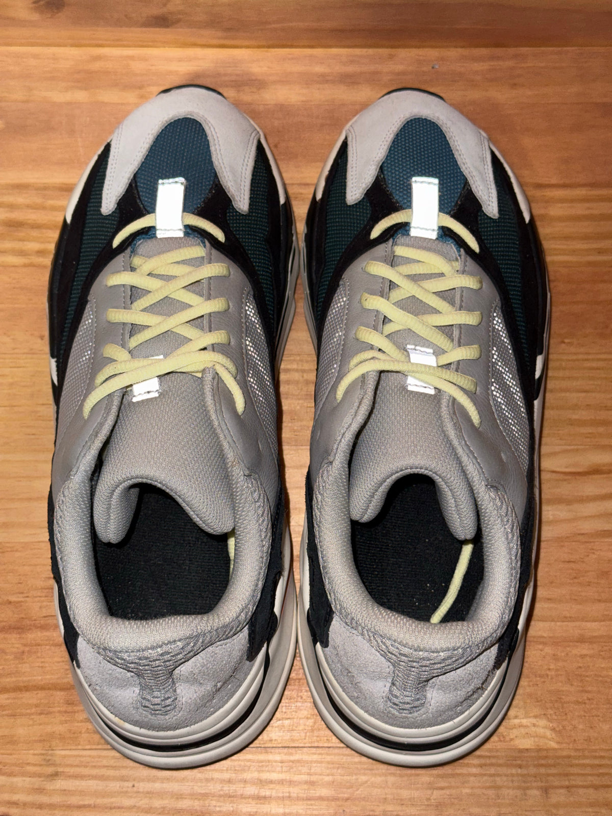 adidas Yeezy Boost 700 Wave Runner