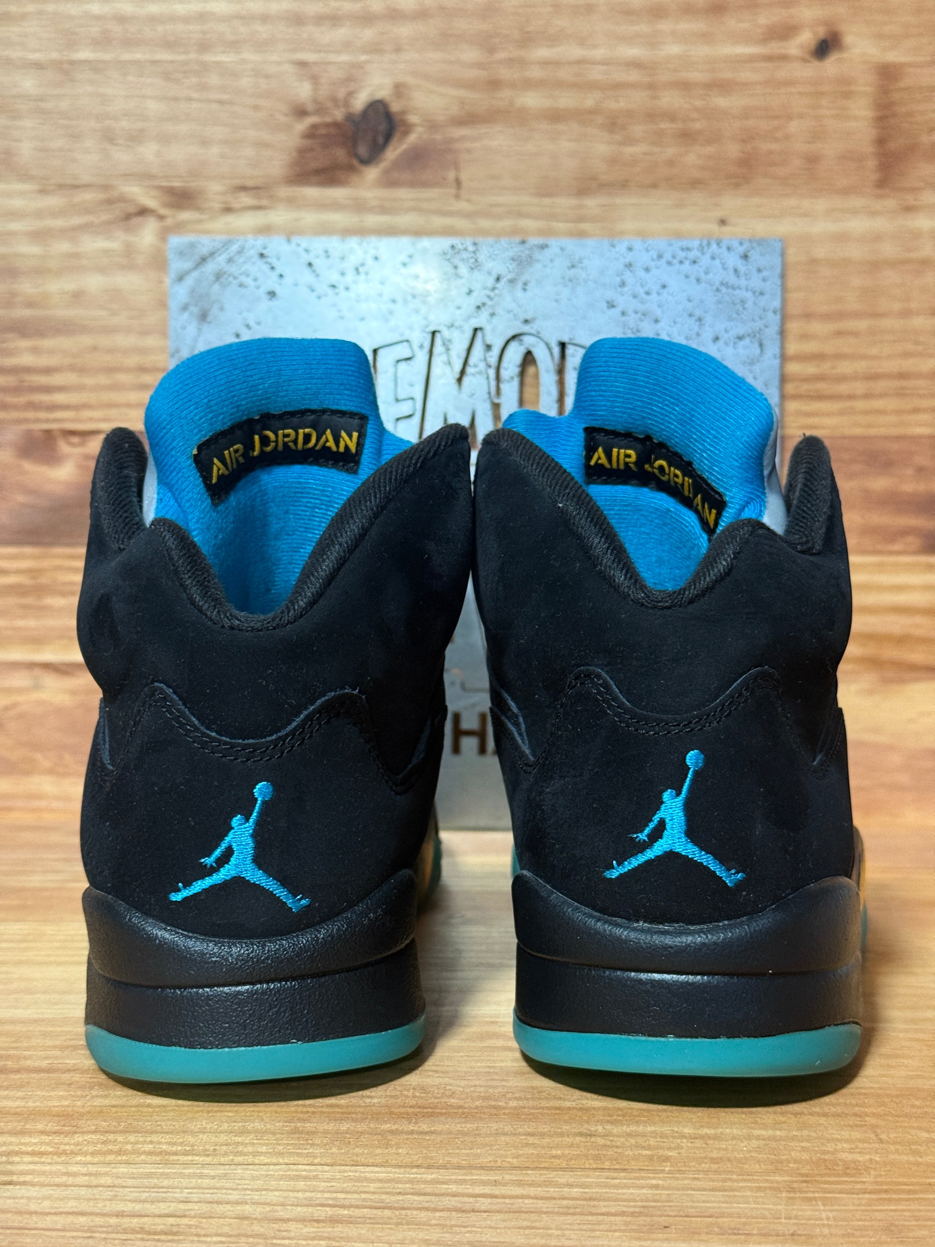 Jordan 5 Retro Aqua