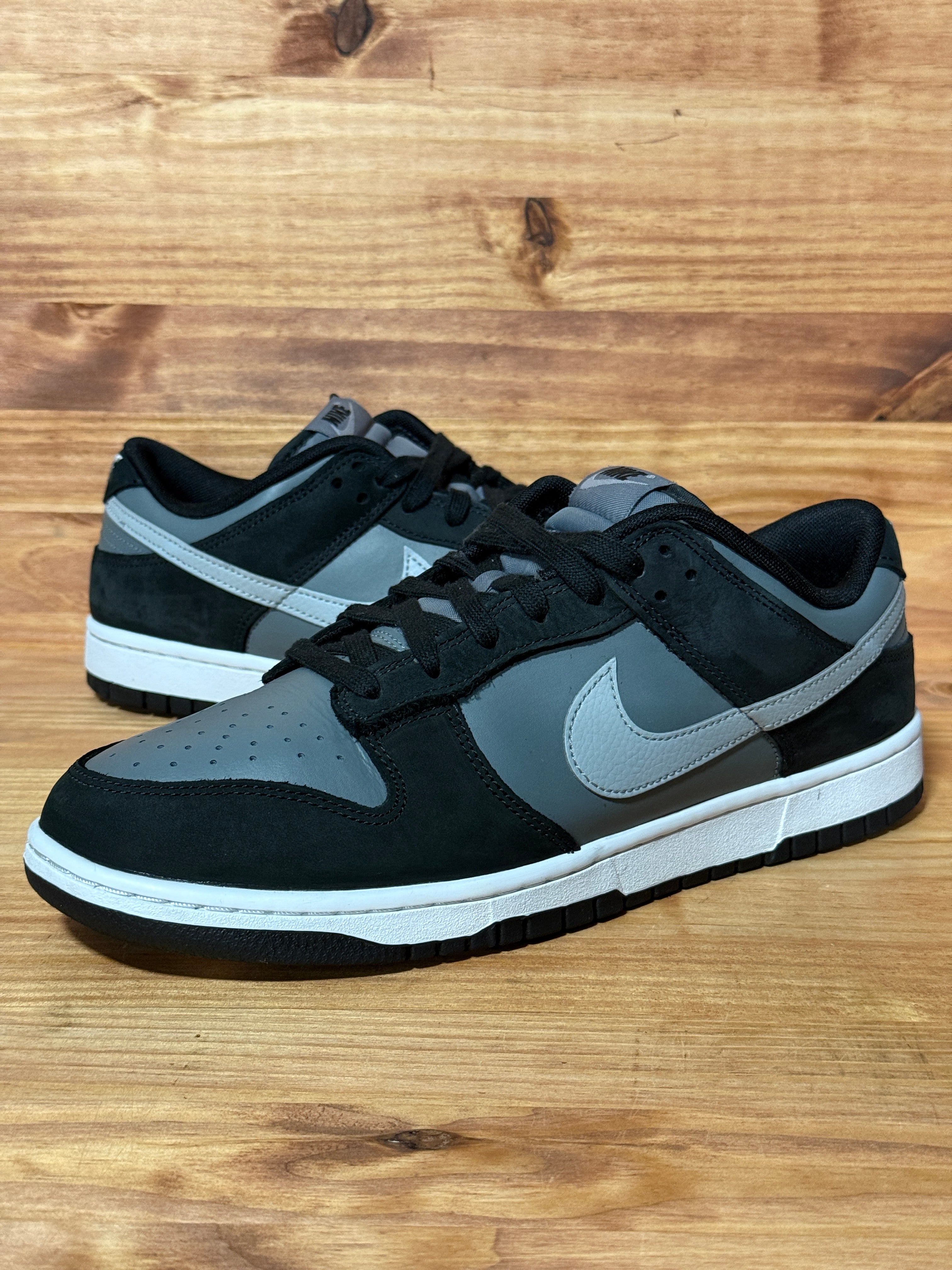 Nike Dunk Low Black Light Smoke Grey
