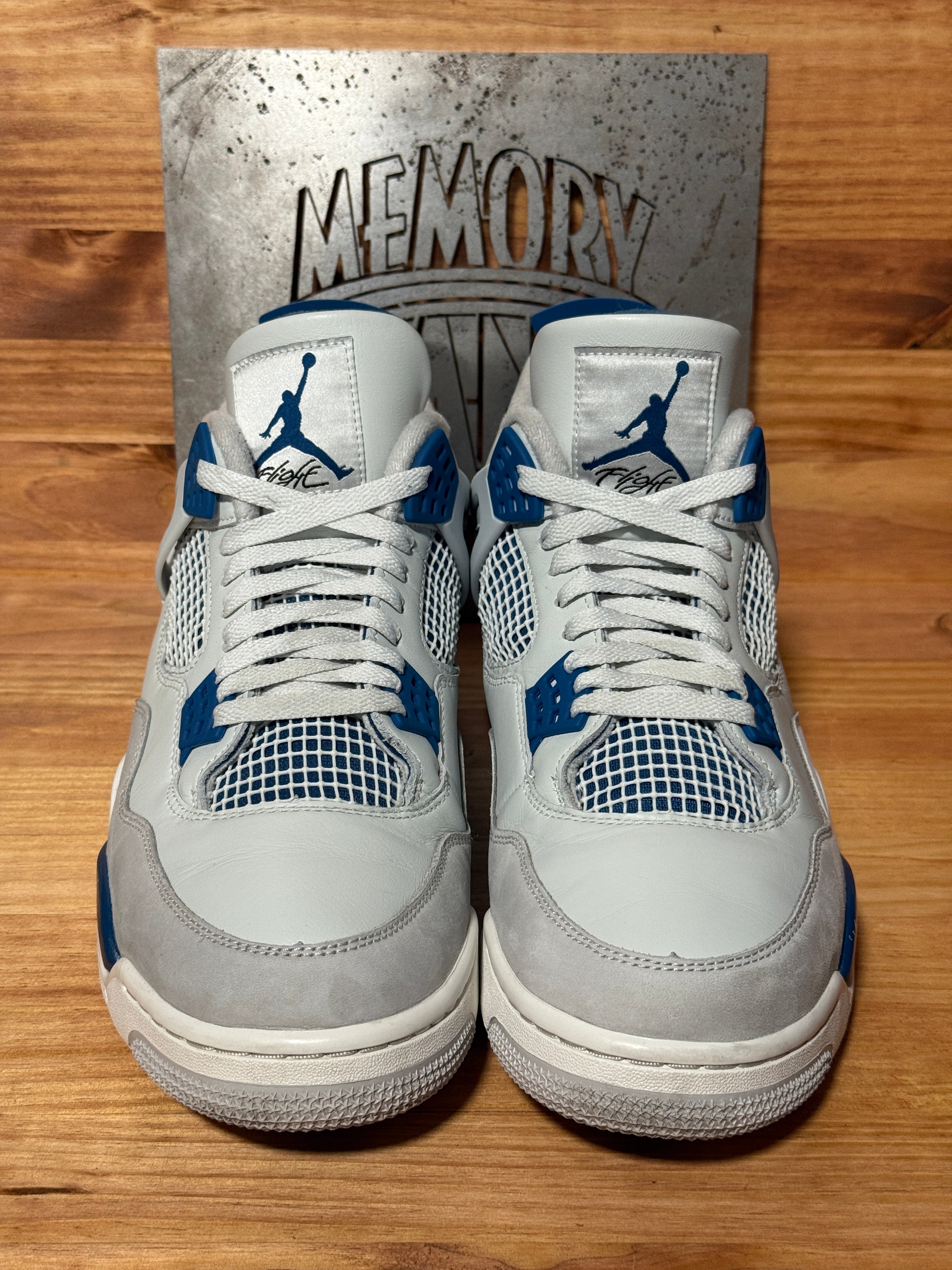 Jordan 4 Retro Military Blue (2024)