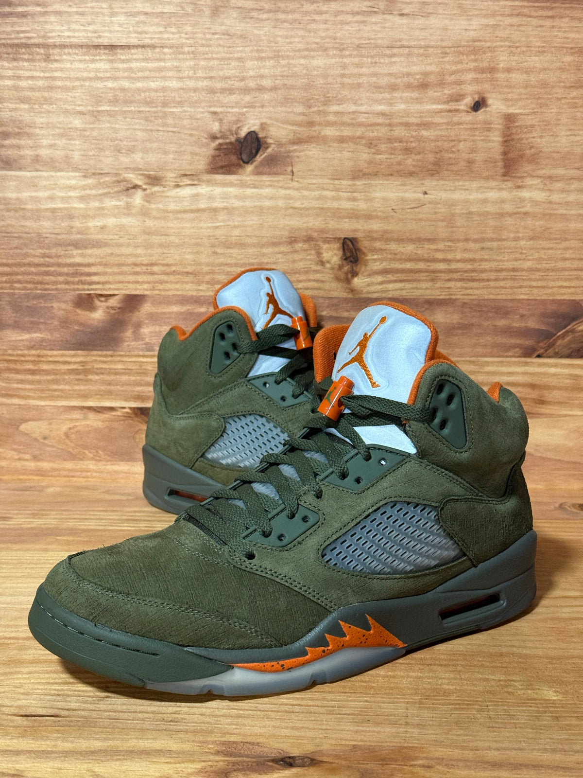 Jordan 5 Retro Olive (2024) - Size 10.5